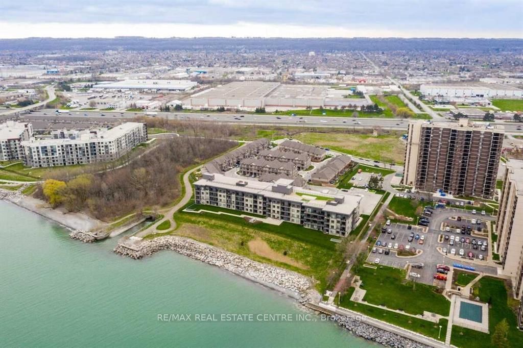 7 Waterview Drive, Hamilton, ON L8E 0J3 photo 2
