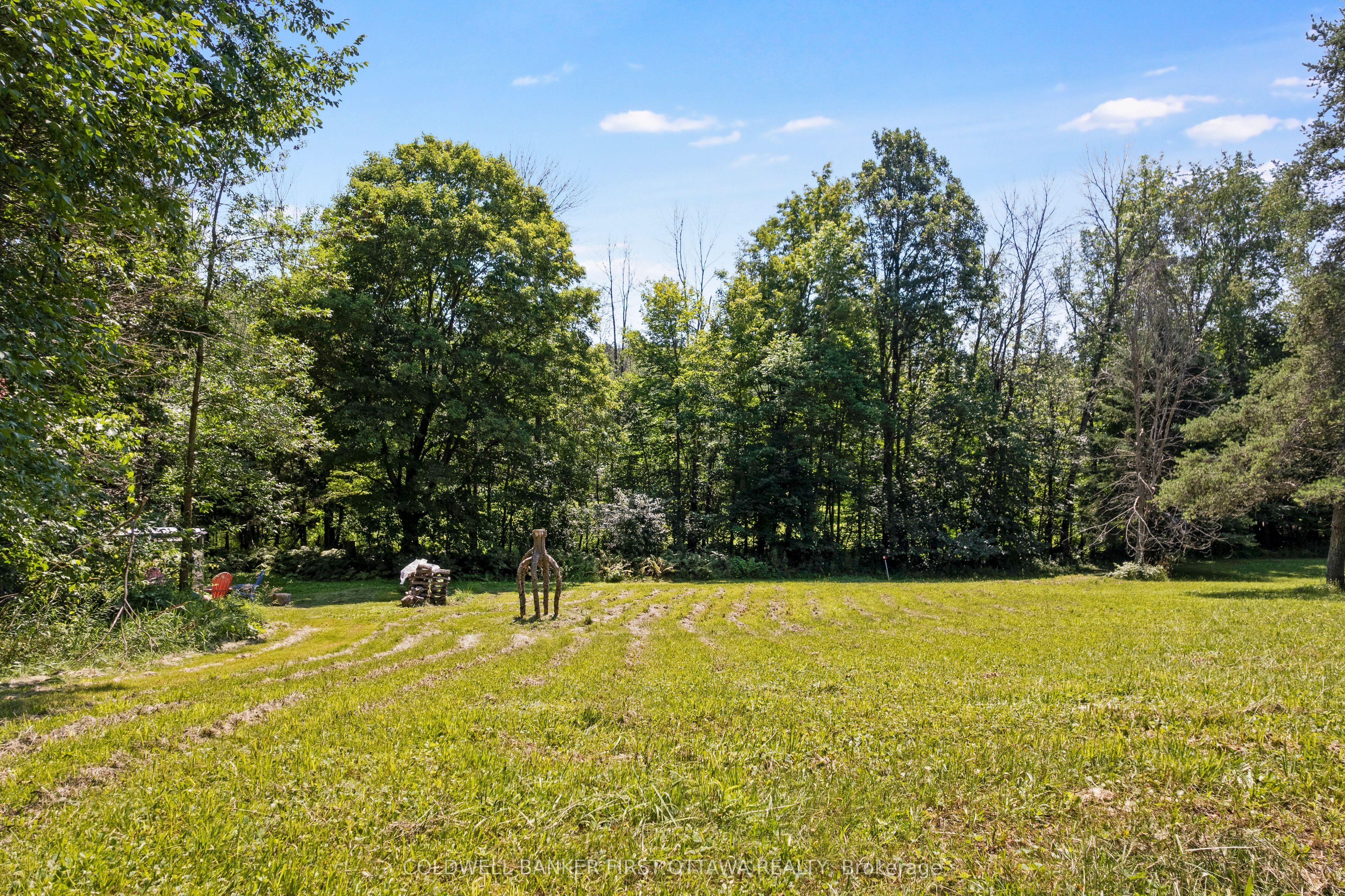 105 Purdons Bay Road, Lanark Highlands, ON K0G 1M0 photo 5