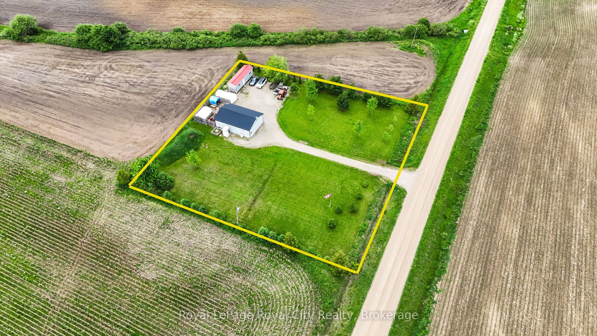 7793 Sideroad 8 Side Road E, Wellington North, ON N0G 2E0 photo 2