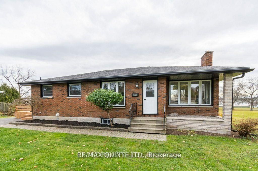 239 Dundas Street W Upper, Belleville, ON K8P 1A9