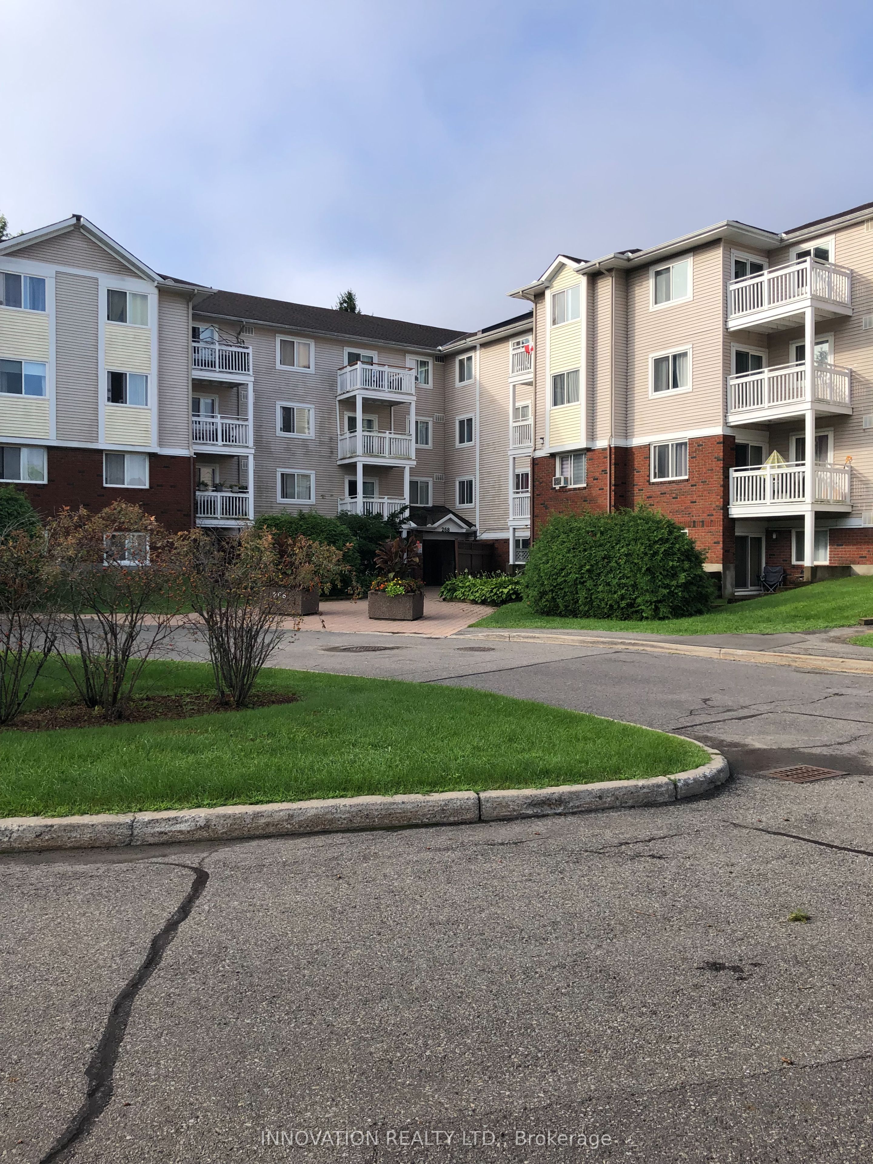 268 Lorry Greenberg Drive 206, Hunt Club - South Keys and Area, ON K1T 3K1 photo 2