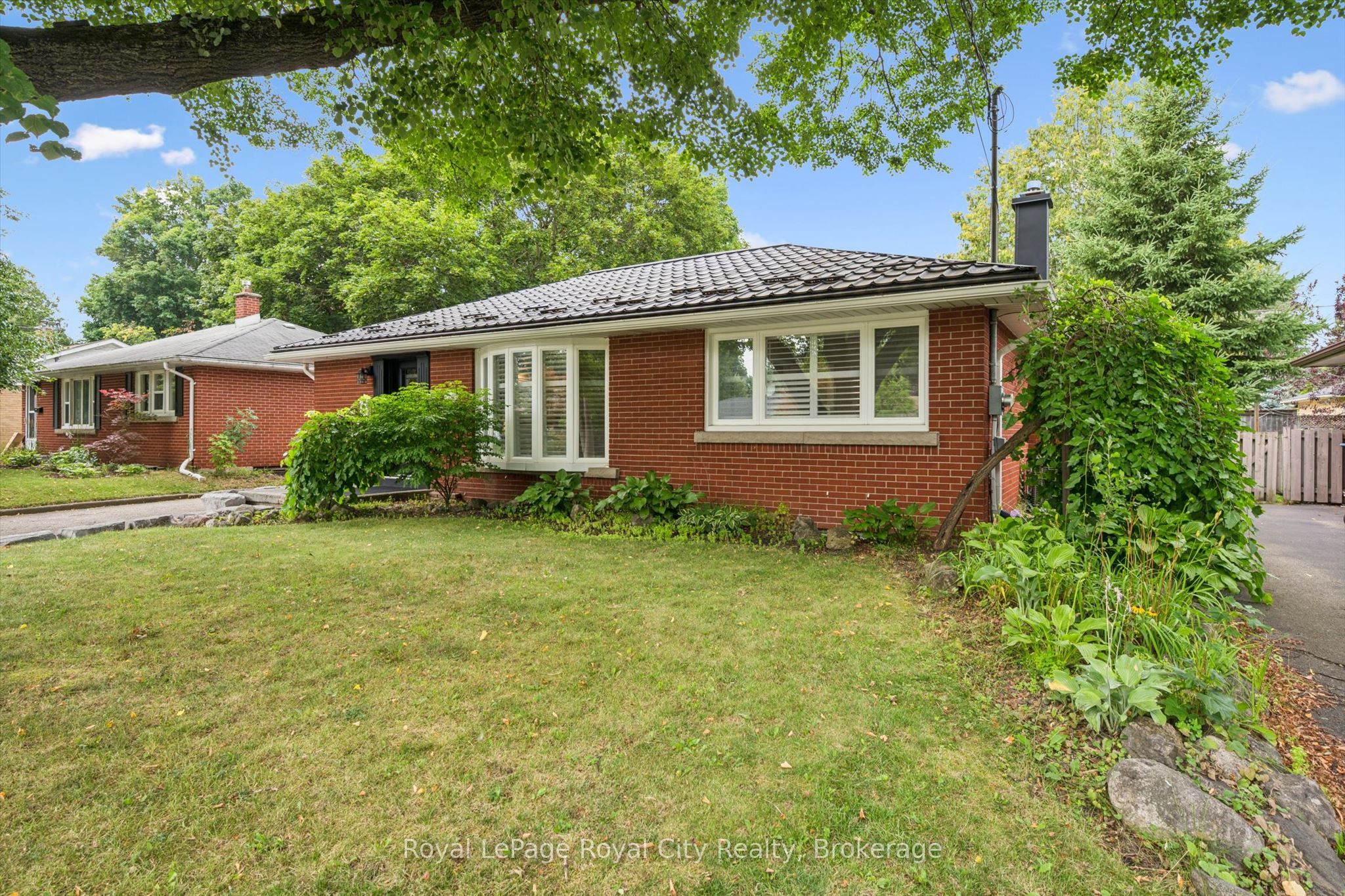 10 Sumac Place, Guelph, ON N1E 1K9 photo 4