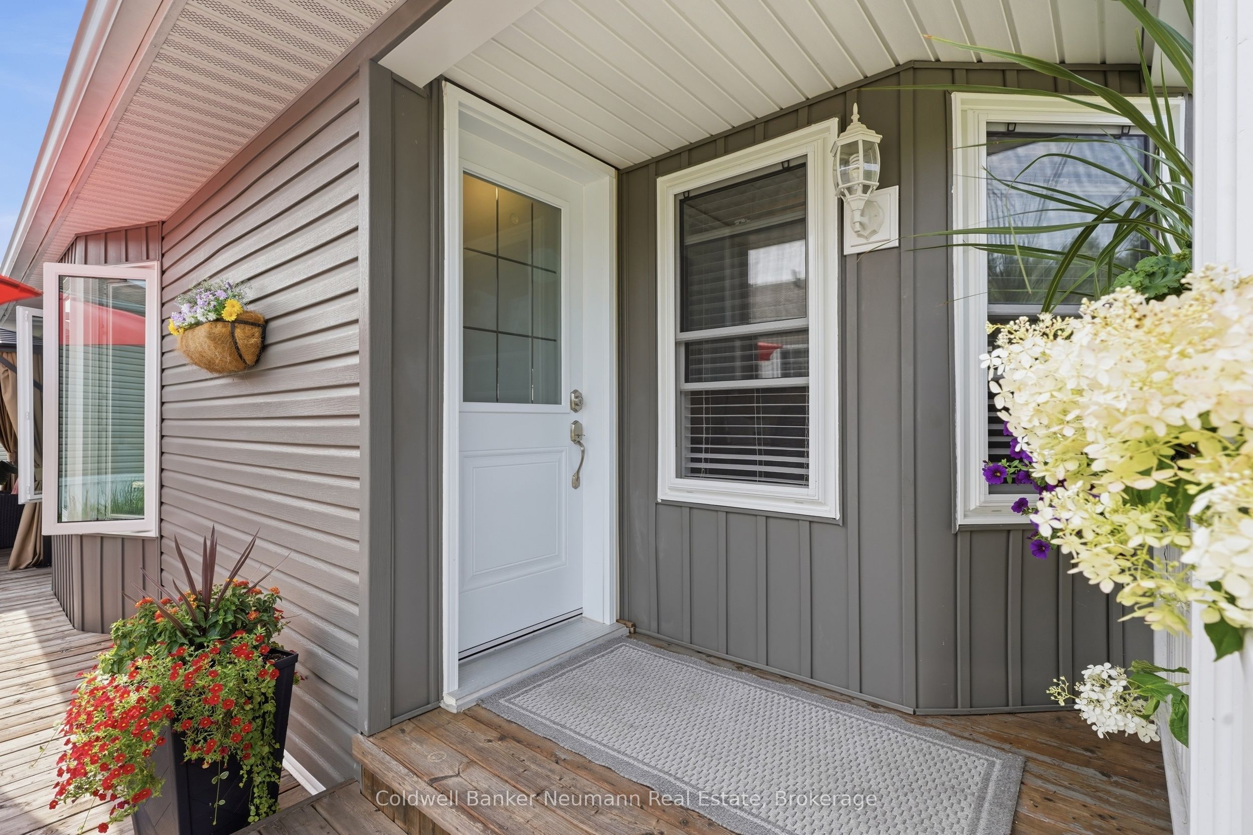 9 Basswood Road, Puslinch, ON N0B 2J0 photo 2