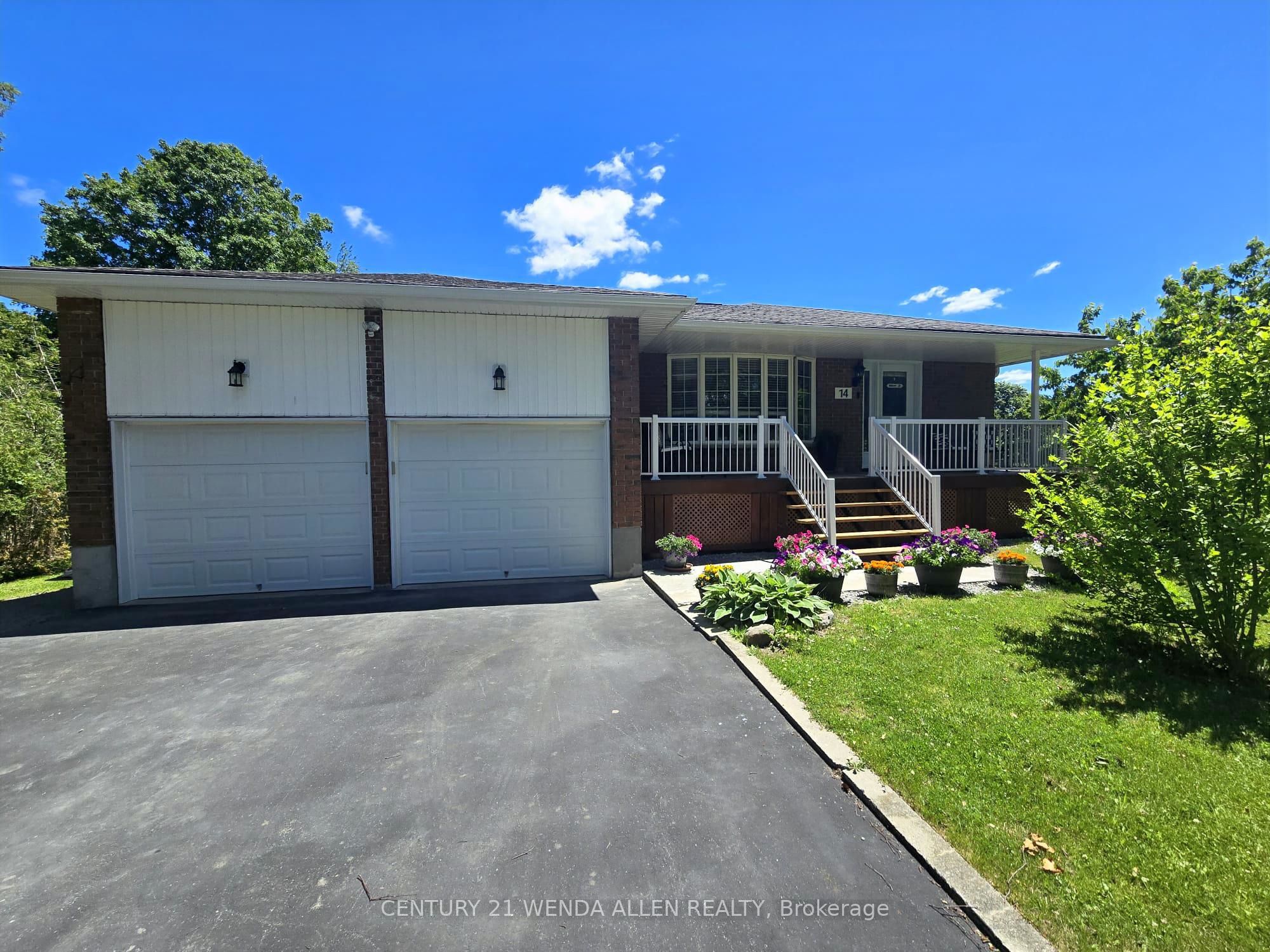 14 Manvers Drive, Kawartha Lakes, ON L0B 1K0 photo 2