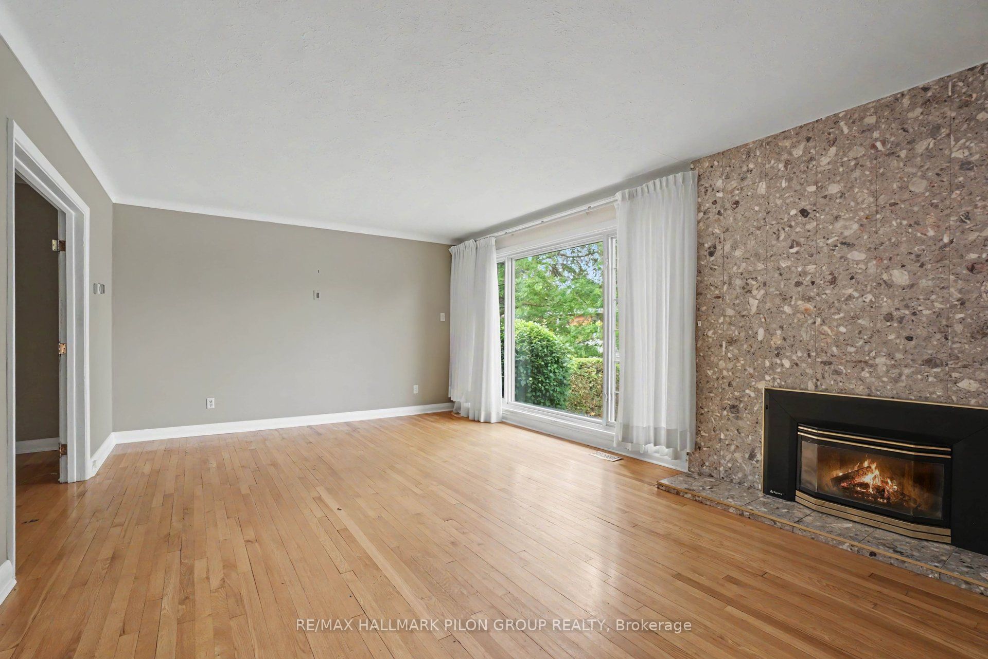 675 Borthwick Avenue, Overbrook - Castleheights and Area, ON K1K 2M1 photo 4