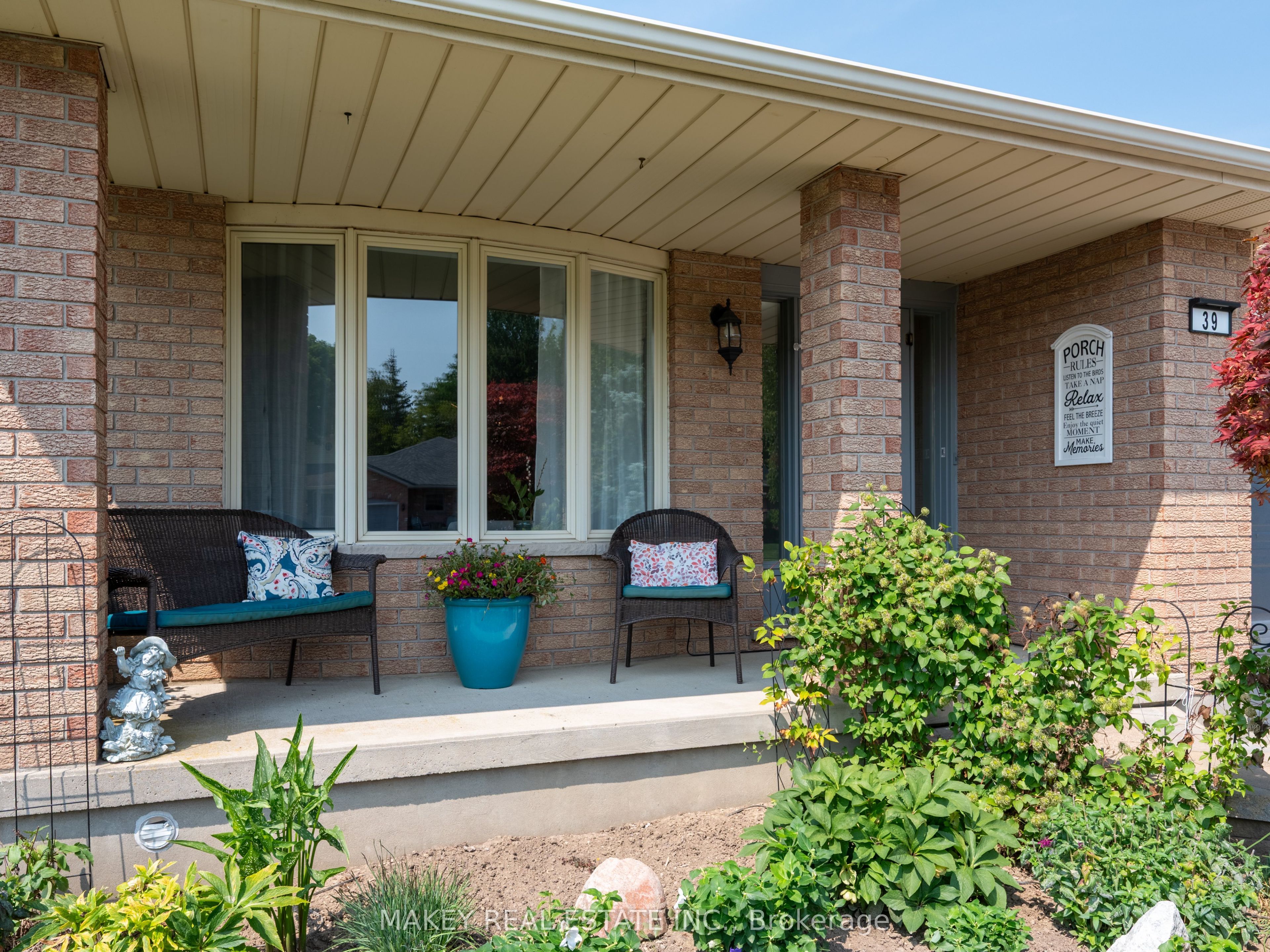 39 King Street, East Zorra-Tavistock, ON N0B 2R0 photo 2