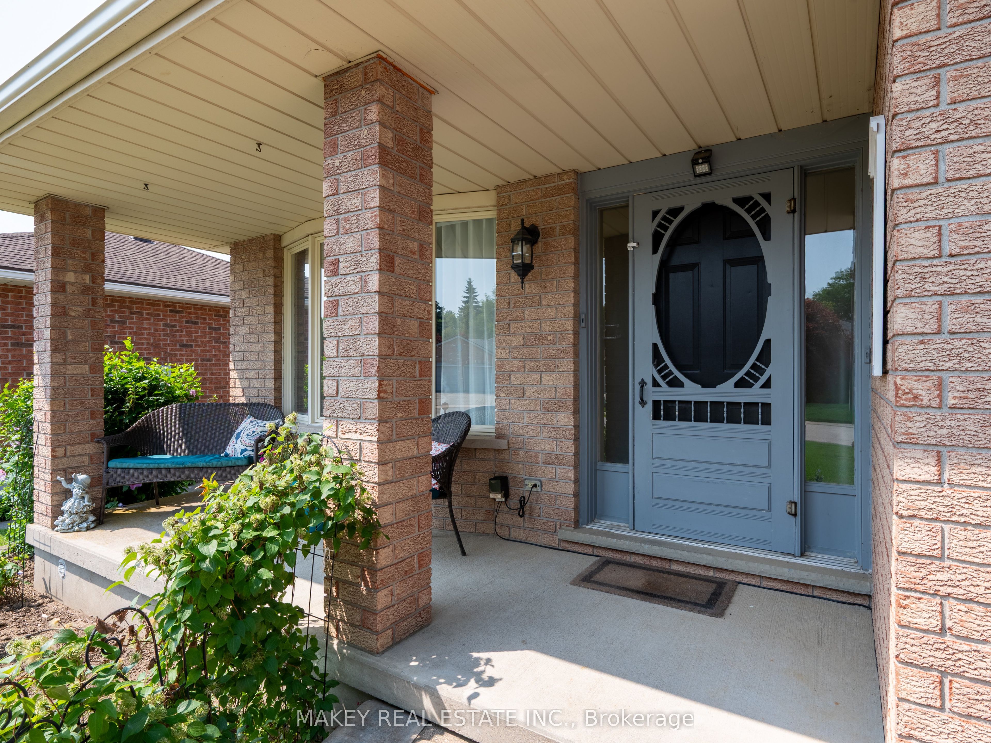 39 King Street, East Zorra-Tavistock, ON N0B 2R0 photo 3