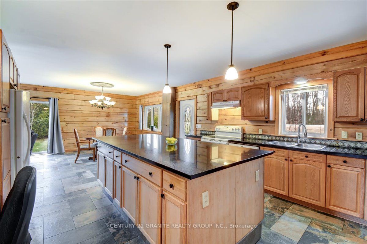 6859 Hwy 620 Highway, Wollaston, ON K0L 1P0 photo 5