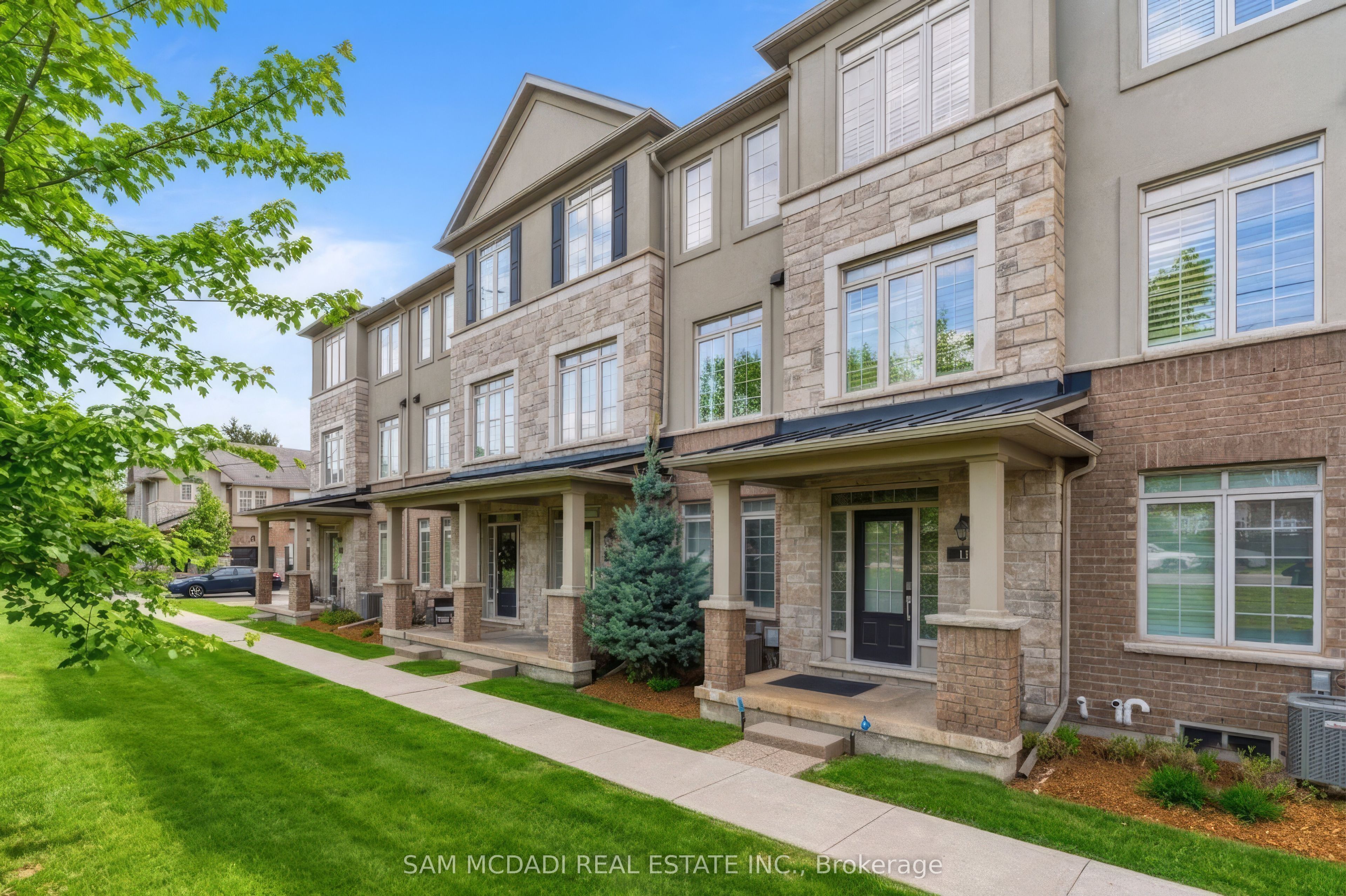 215 Dundas Street E 9, Hamilton, ON L8B 0X2 photo 3