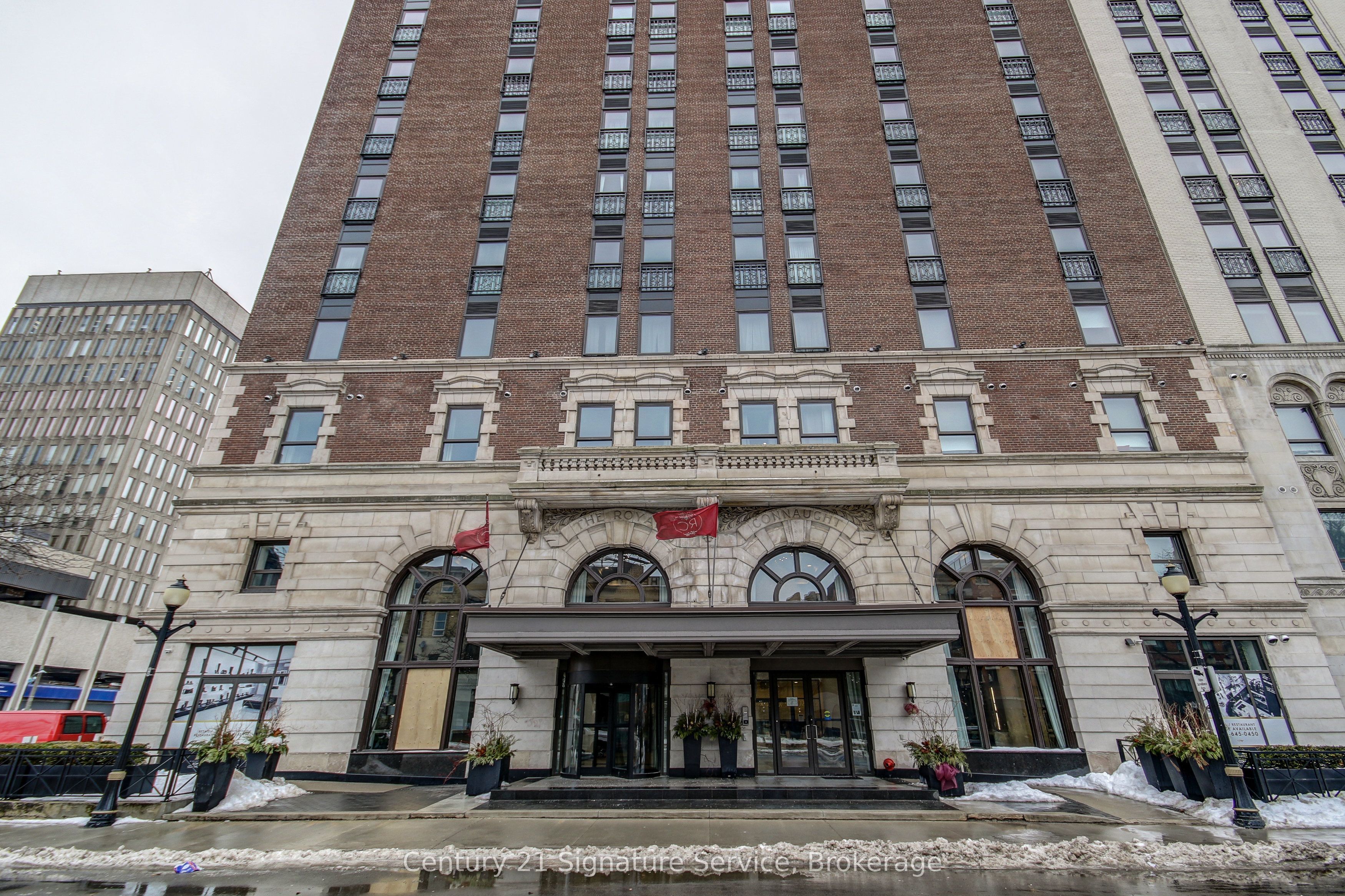 118 King Street E LPH16, Hamilton, ON L8N 0A9