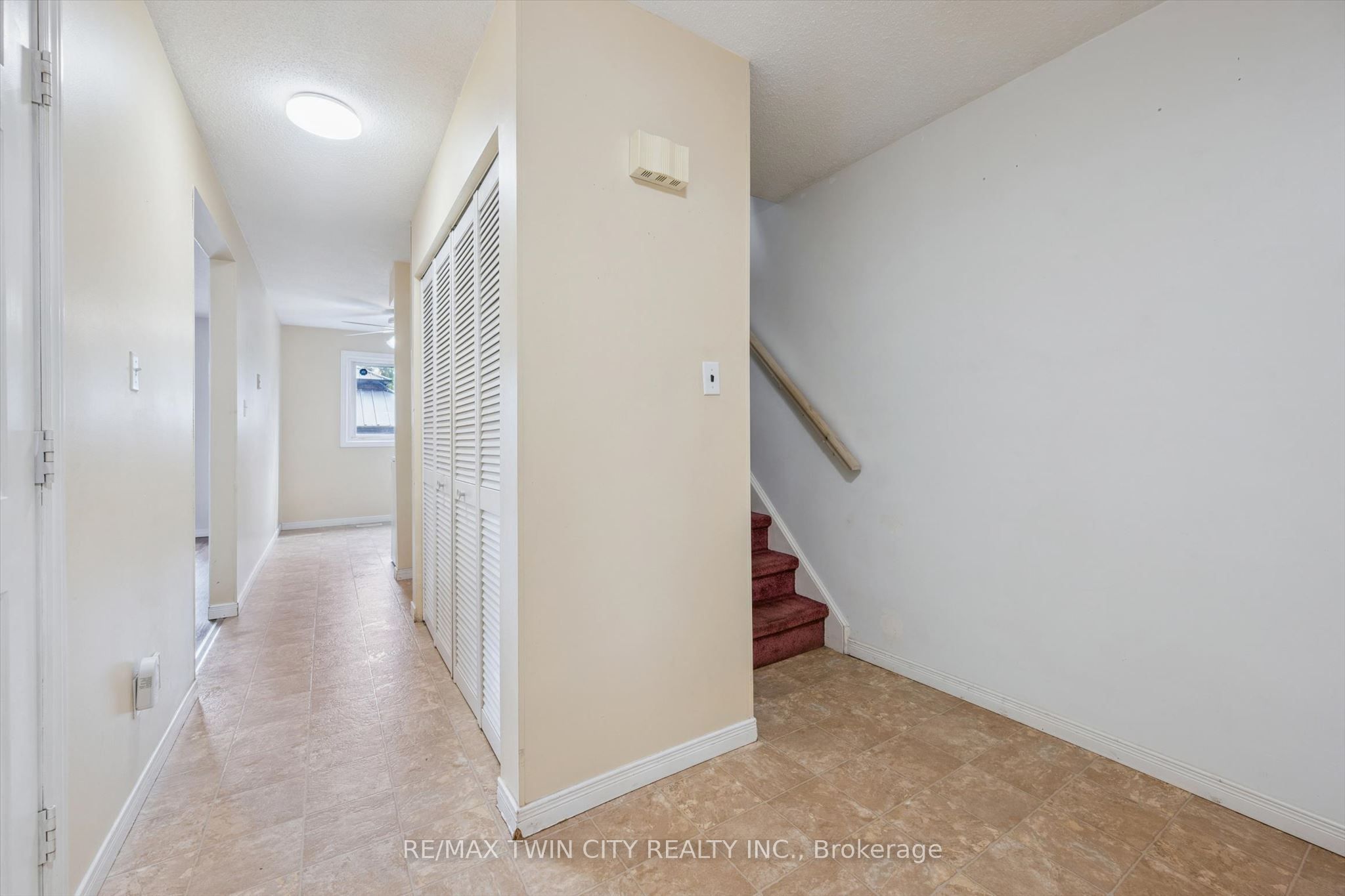 201 Veronica Drive, Kitchener, ON N2A 2Y3 photo 5