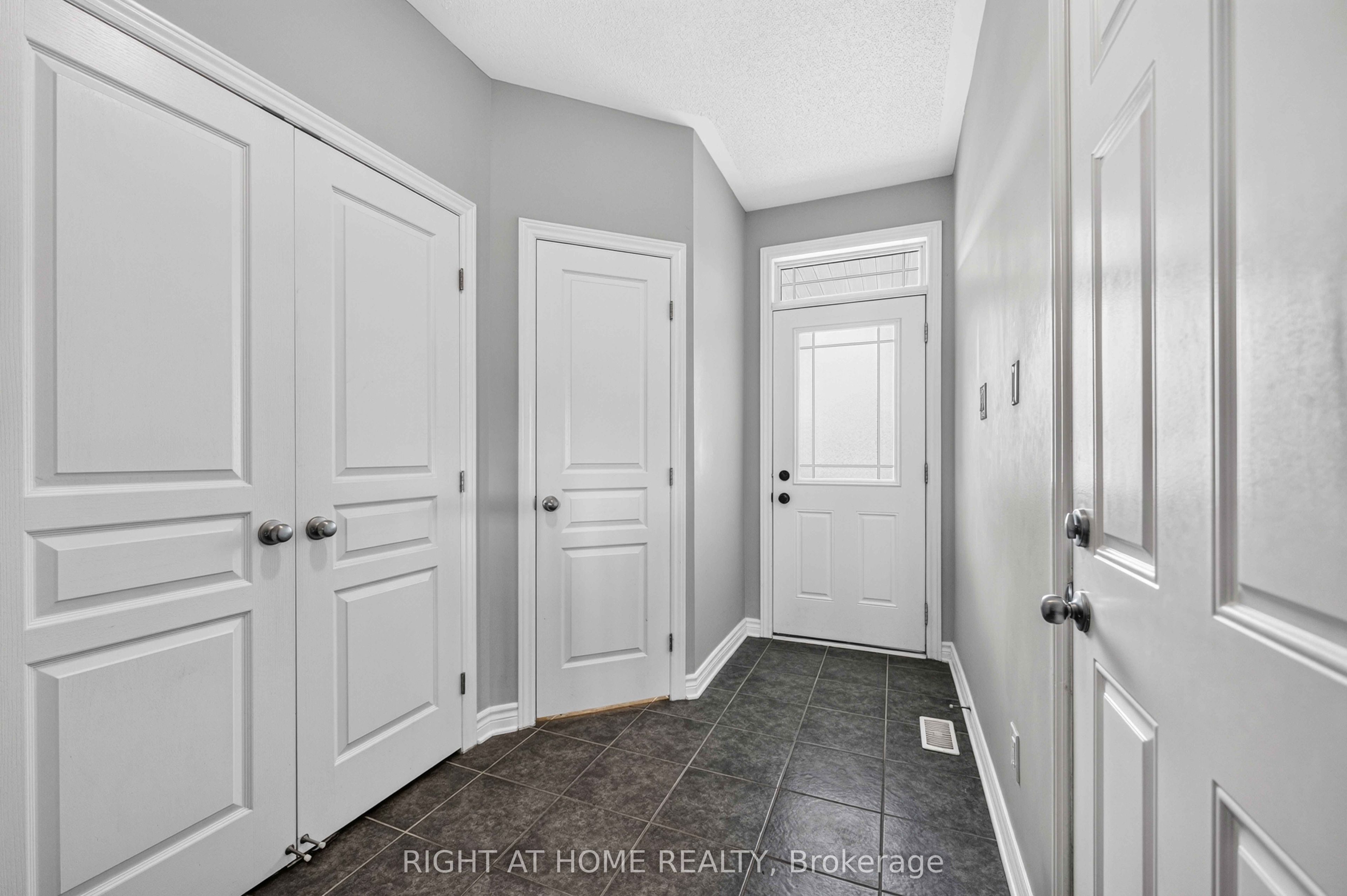 490 Barrick Hill Road, Kanata, ON K2M 0H8 photo 2