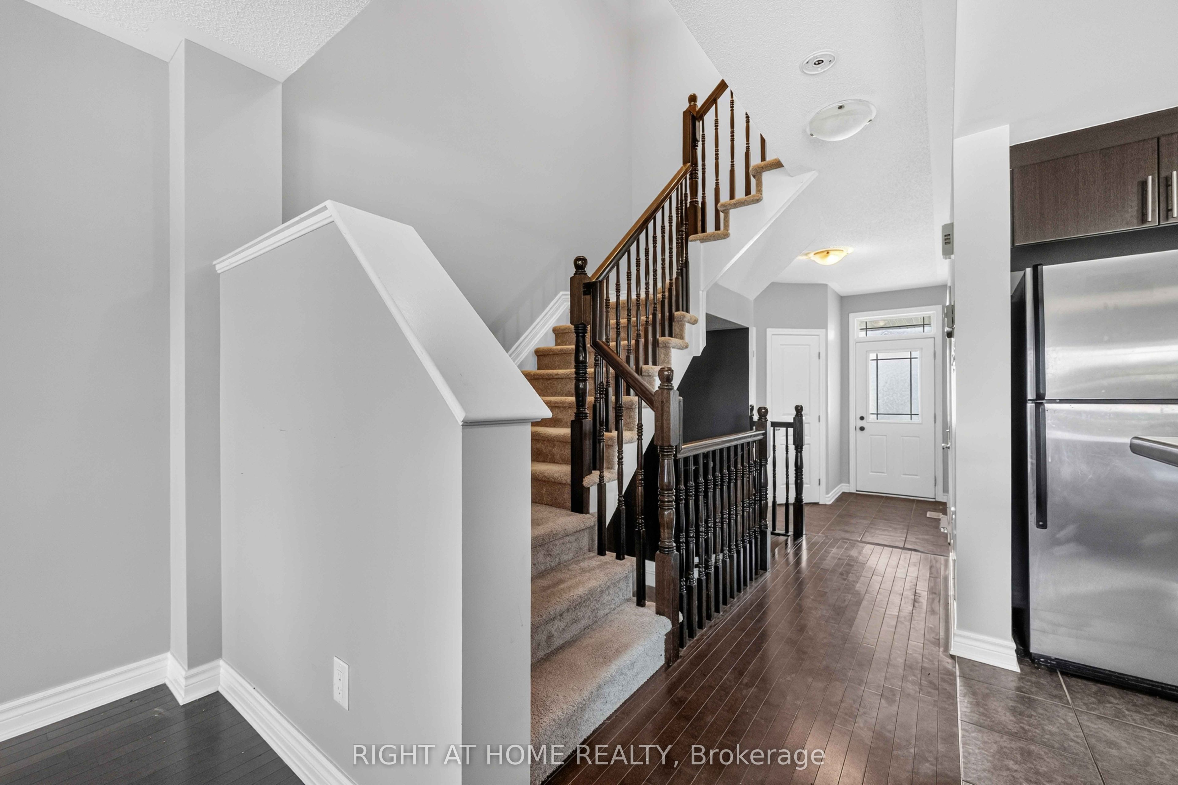 490 Barrick Hill Road, Kanata, ON K2M 0H8 photo 4