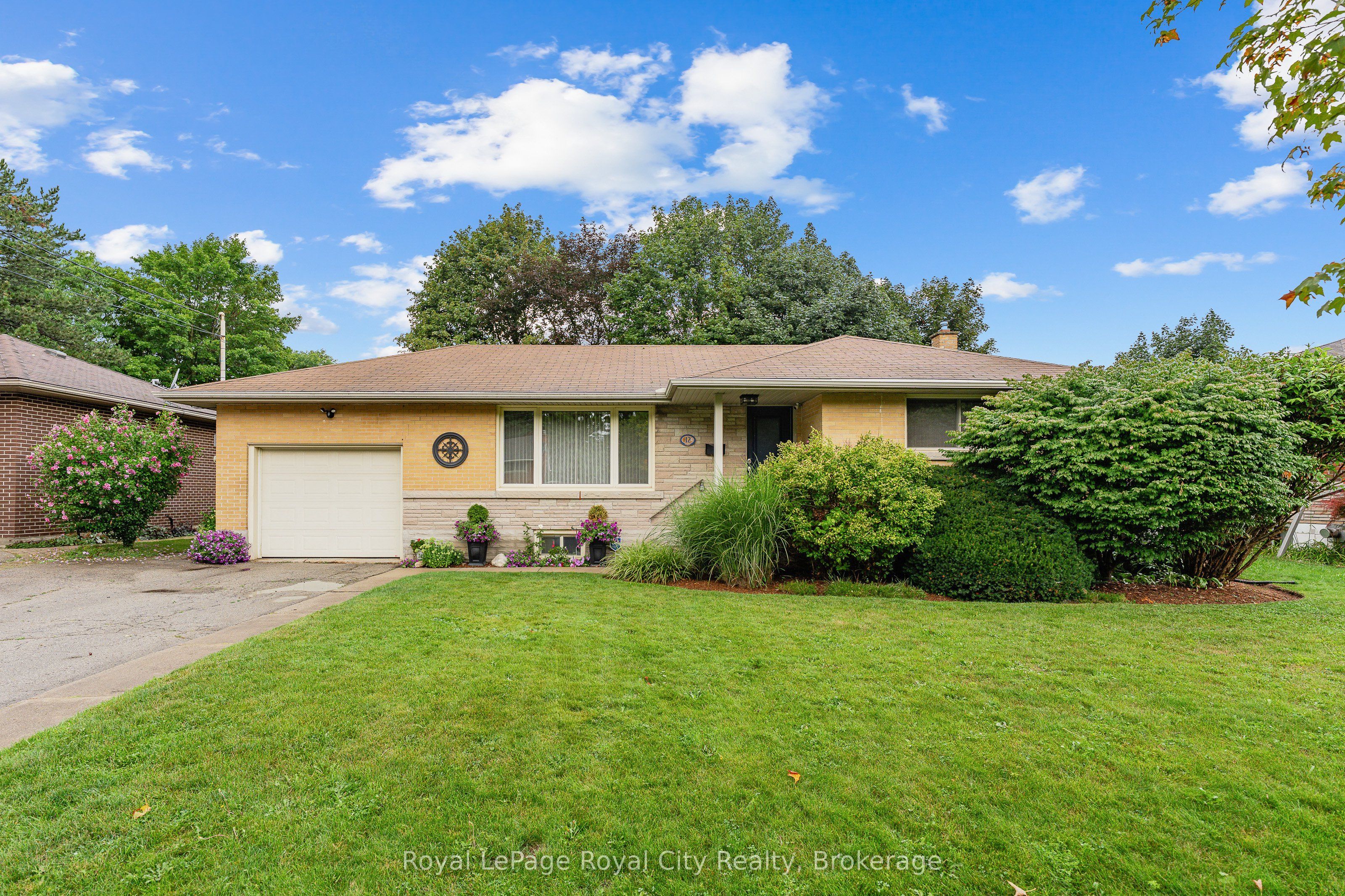 12 Tobey Avenue, Guelph, ON N1E 1Y6