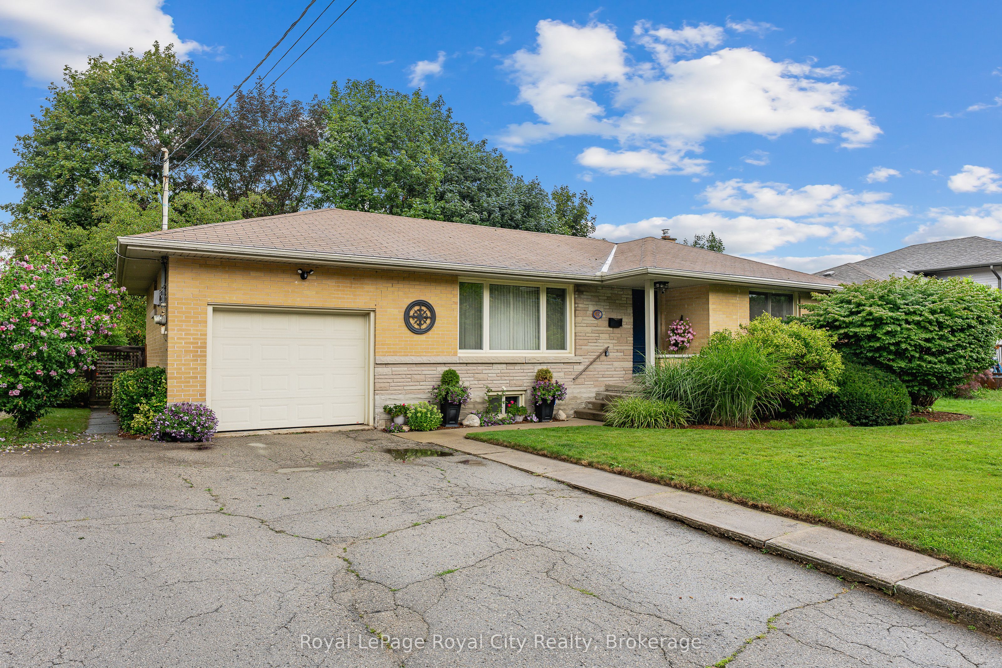 12 Tobey Avenue, Guelph, ON N1E 1Y6 photo 2