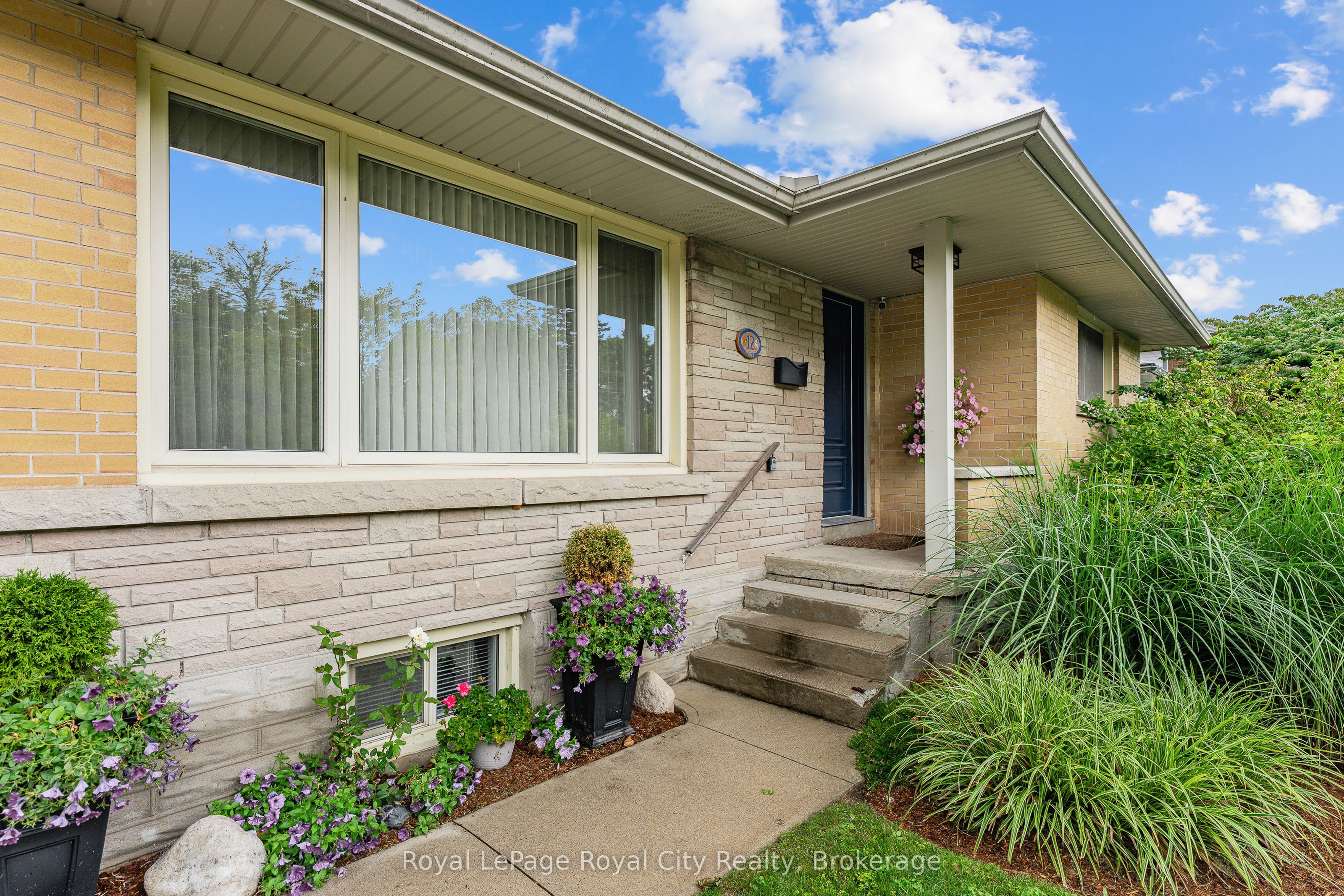 12 Tobey Avenue, Guelph, ON N1E 1Y6 photo 3