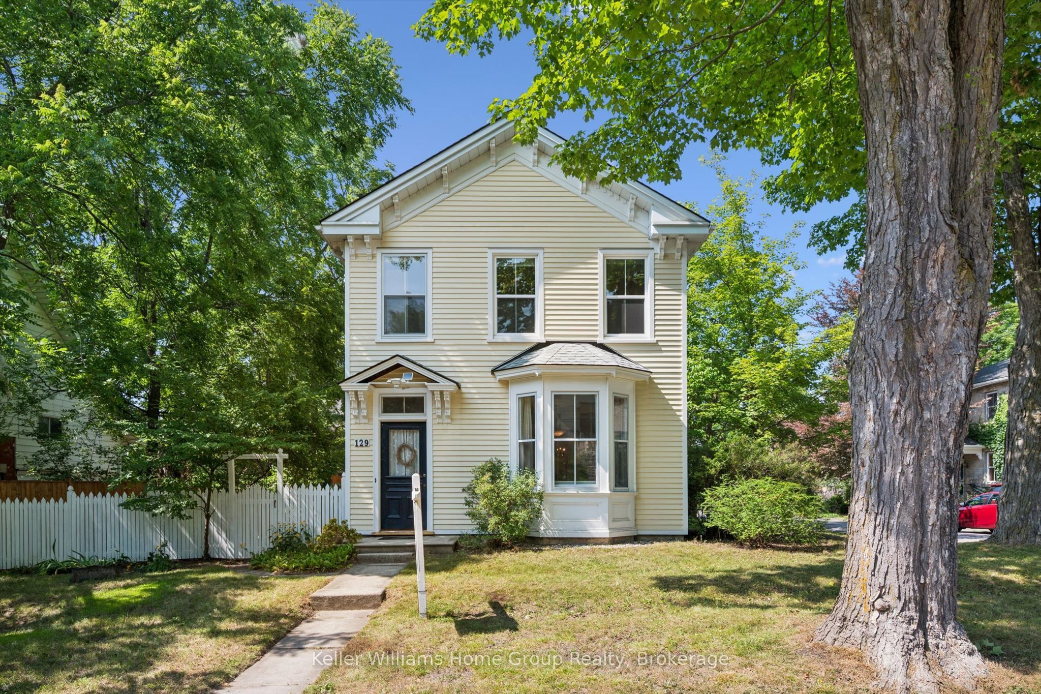129 Suffolk Street W, Guelph, ON N1H 2J6