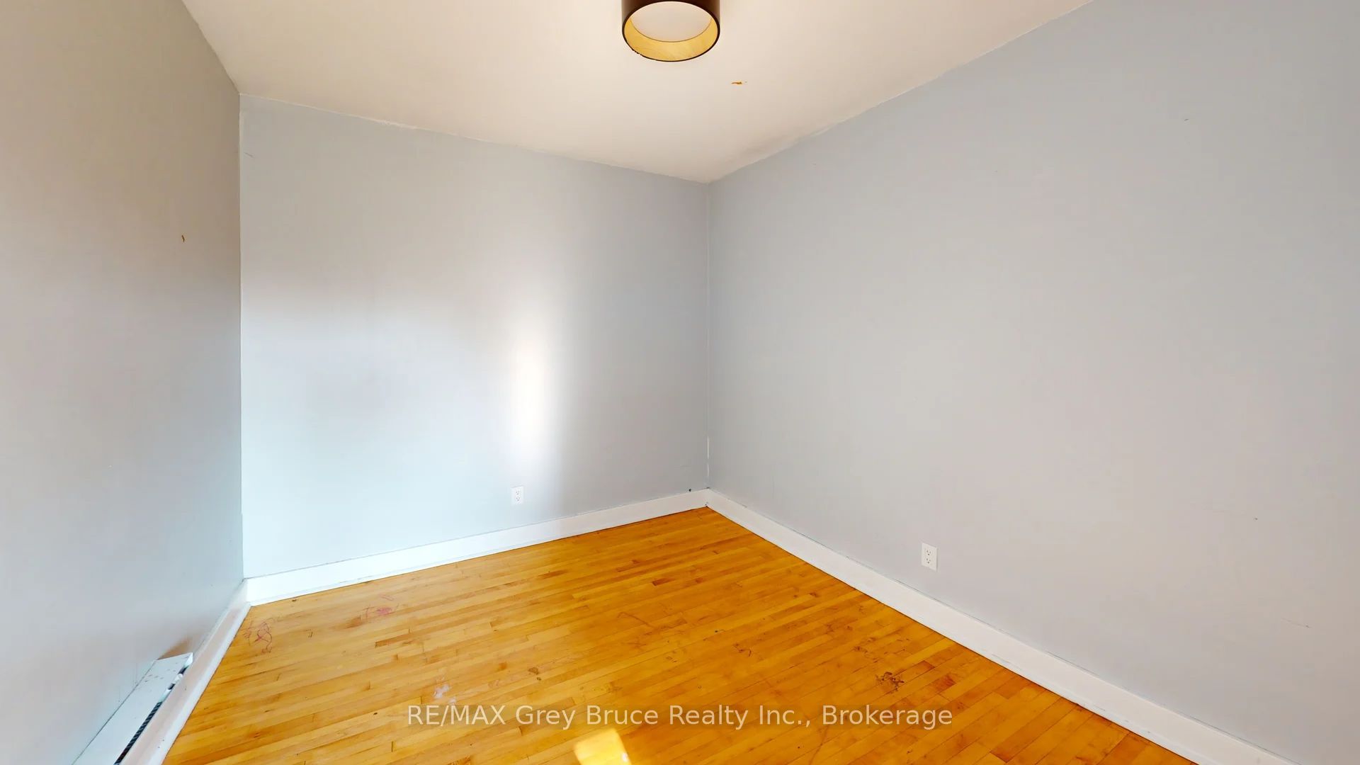 844 2nd Avenue E 4, Owen Sound, ON N4K 2H3 photo 5