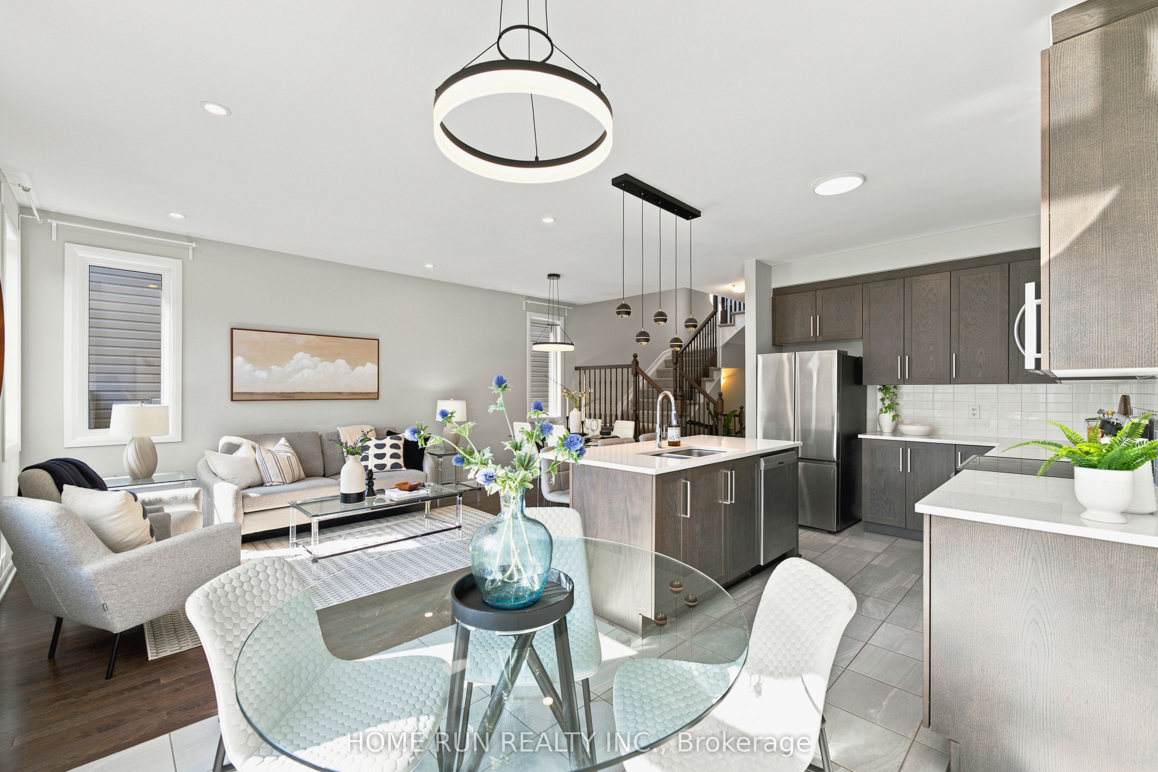 568 Lilith Street, Barrhaven, ON K2J 6Z5 photo 4