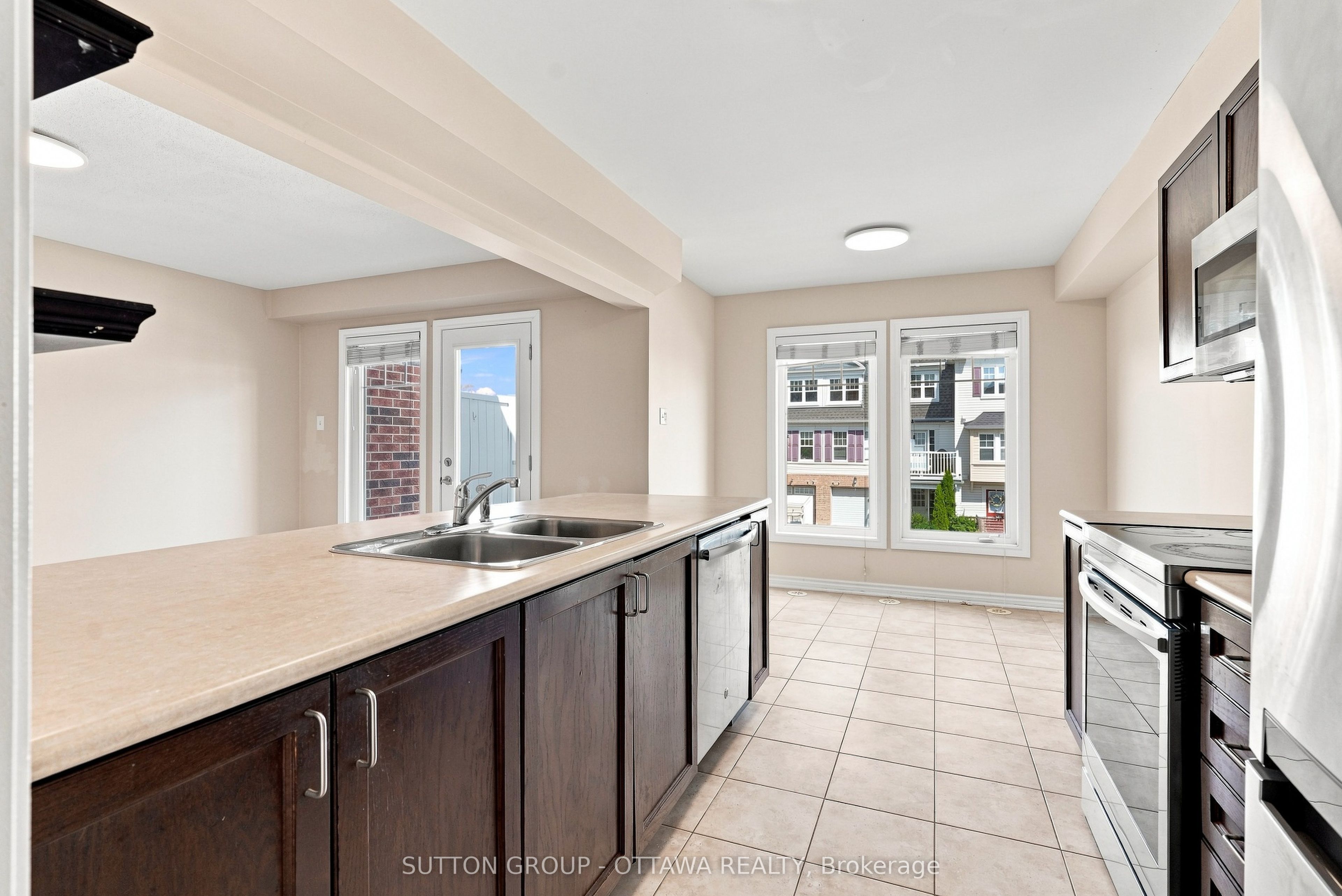 2621 BAYNES SOUND Way, Barrhaven, ON K2J 0X2 photo 5