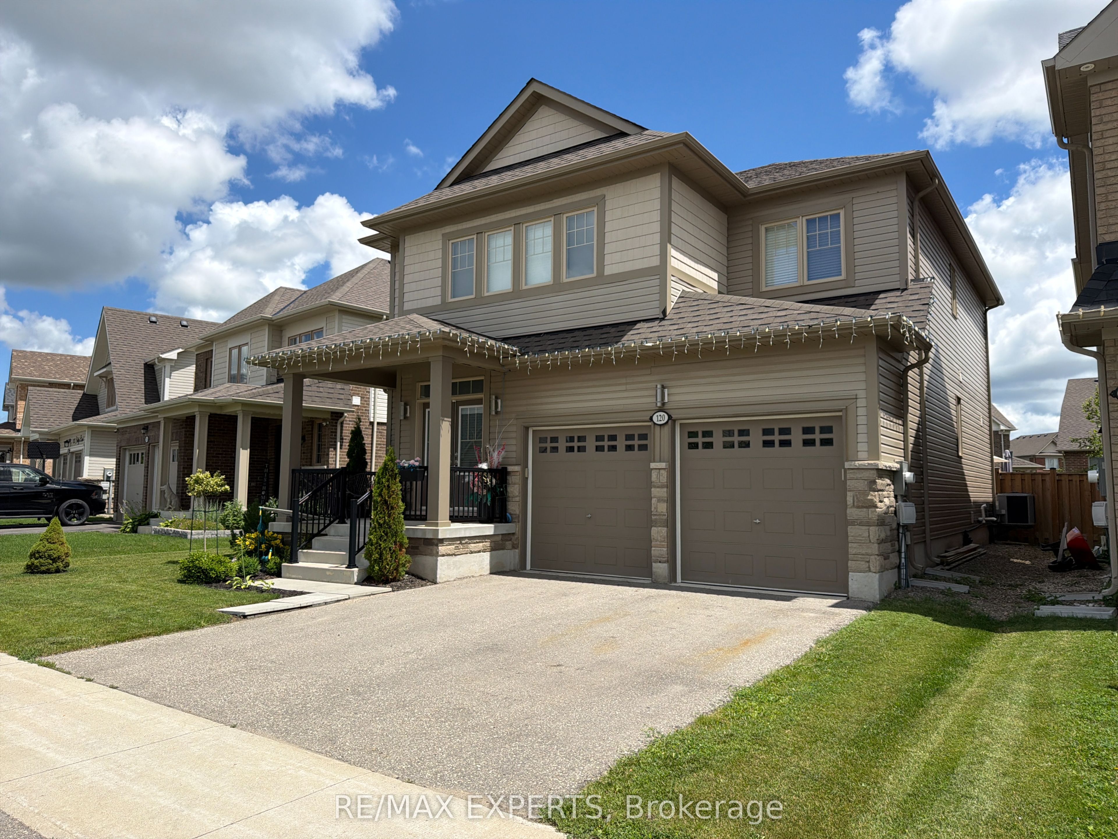 120 Farley Road, Centre Wellington, ON N1M 0H2 photo 2
