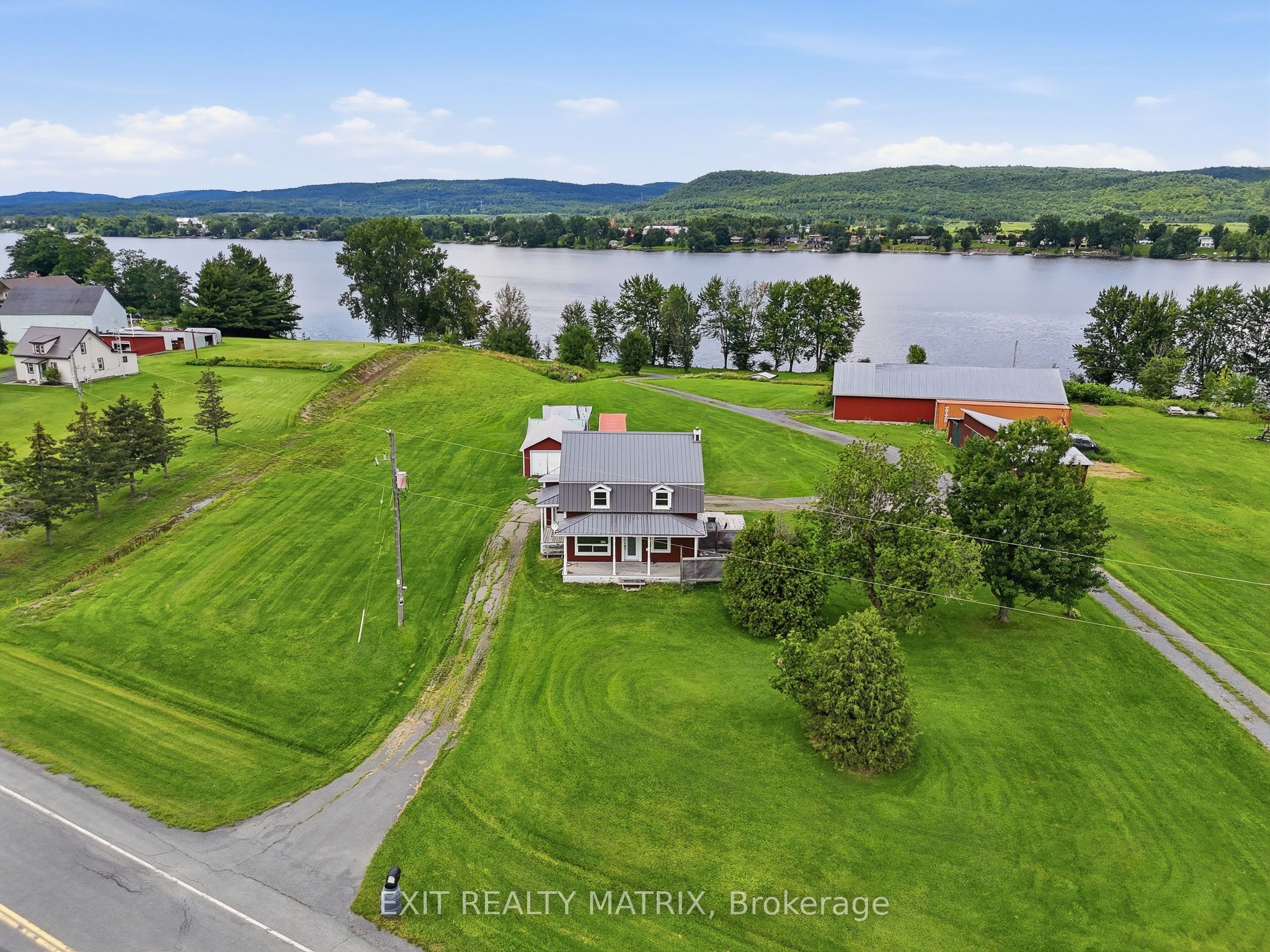 1309 Conc 1 Road, Alfred and Plantagenet, ON K0B 1J0 photo 2