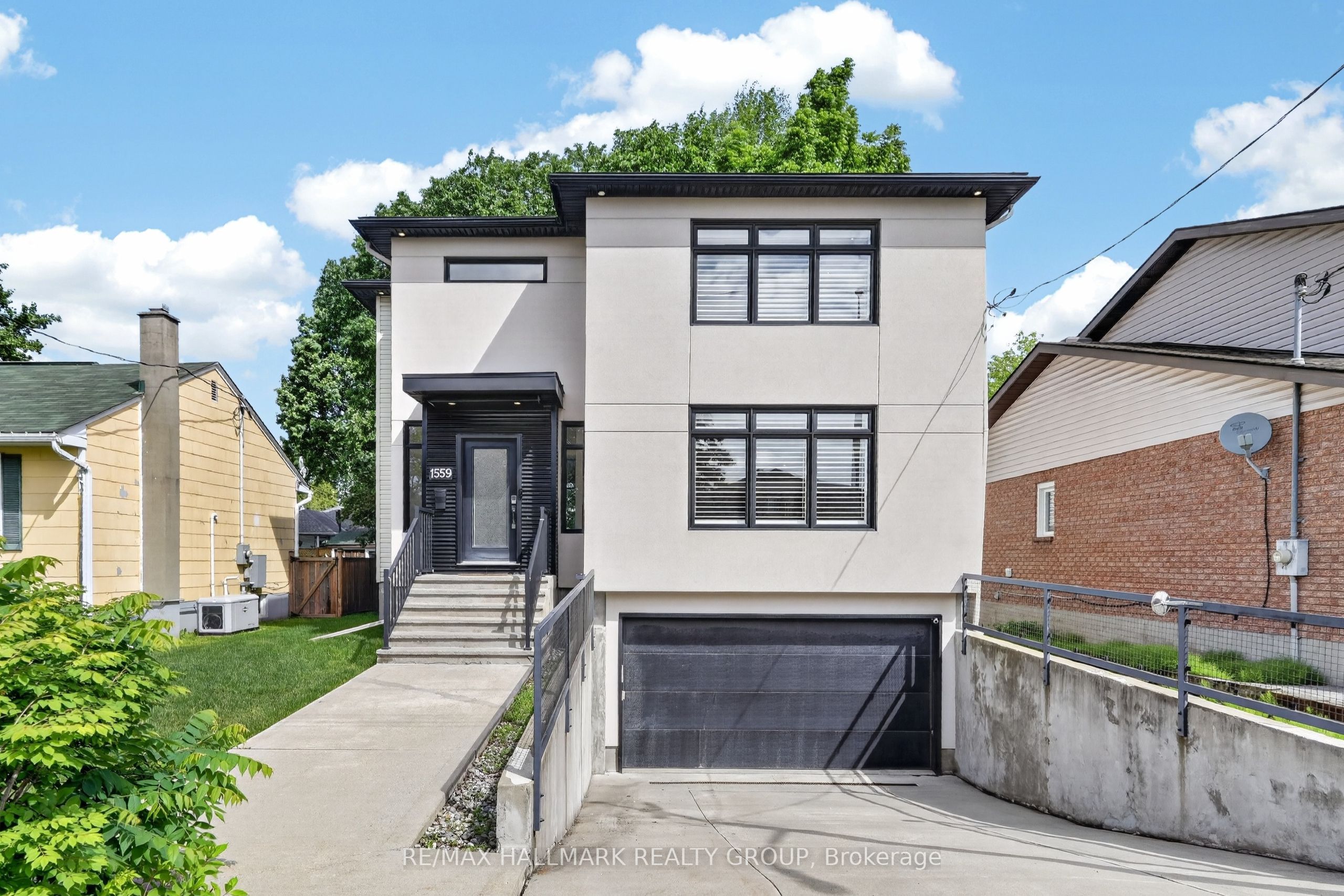 1559 Queensdale Avenue, Blossom Park - Airport and Area, ON K1T 1J3 photo 3