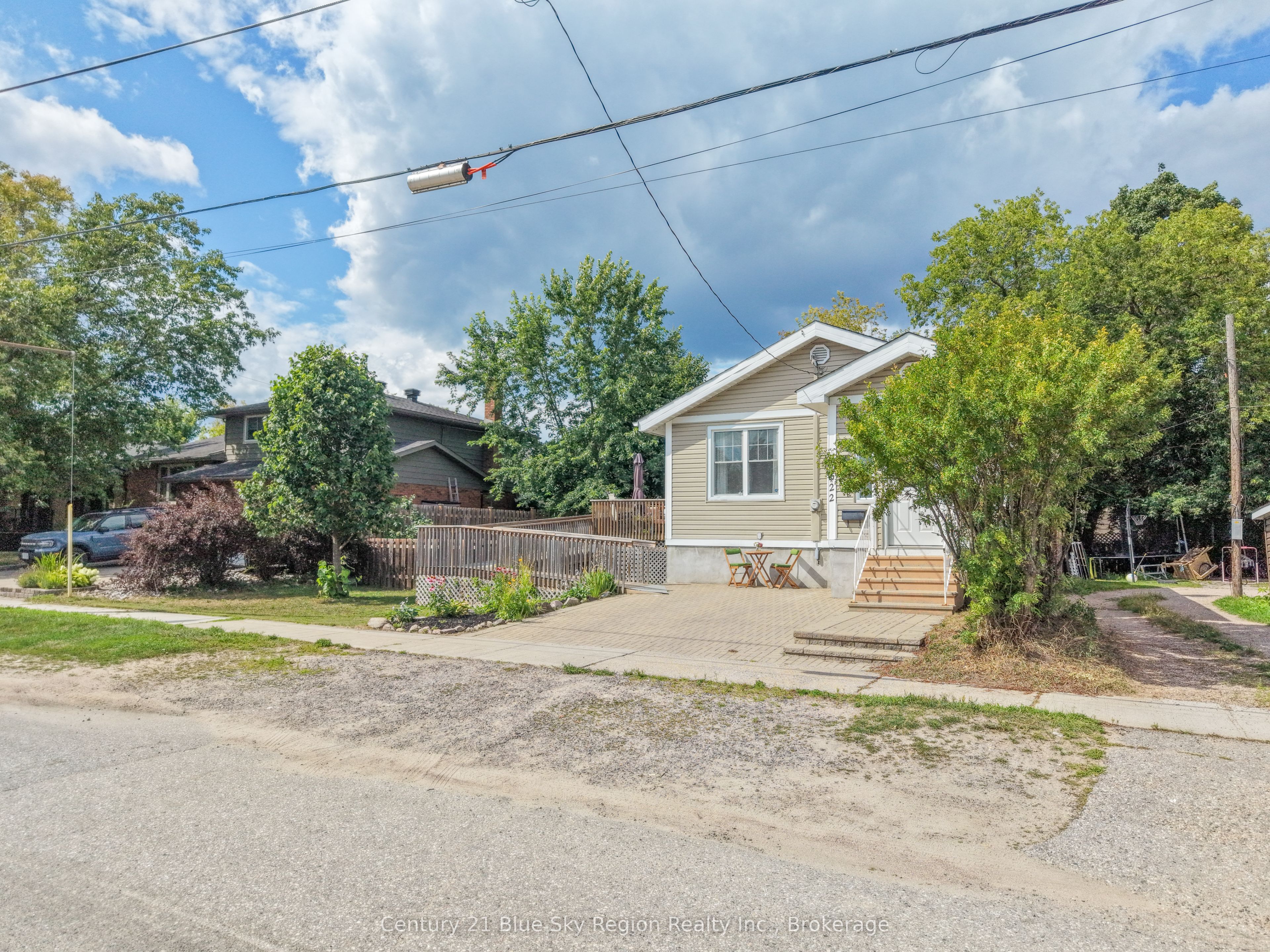 622 Reynolds Street, North Bay, ON P1B 5C2 photo 2