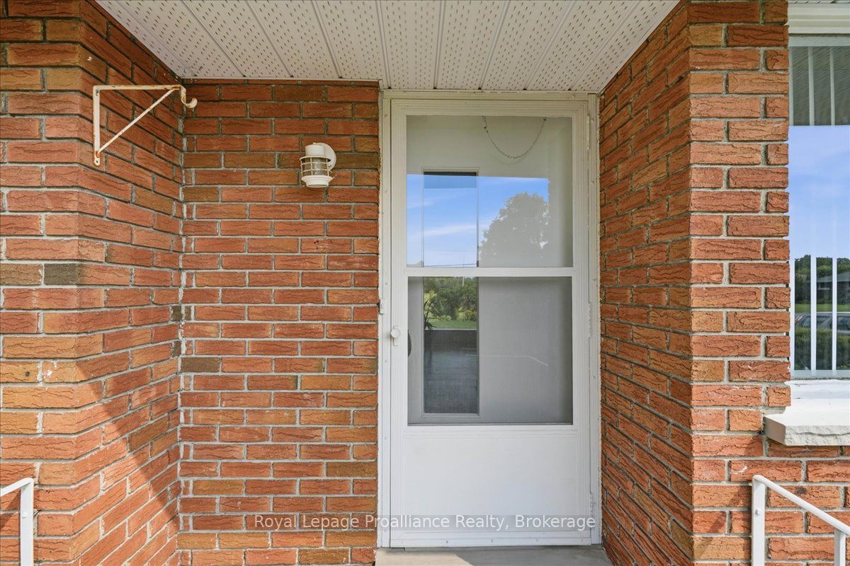 120 Sidney Crescent, Quinte West, ON K0K 1E0 photo 4