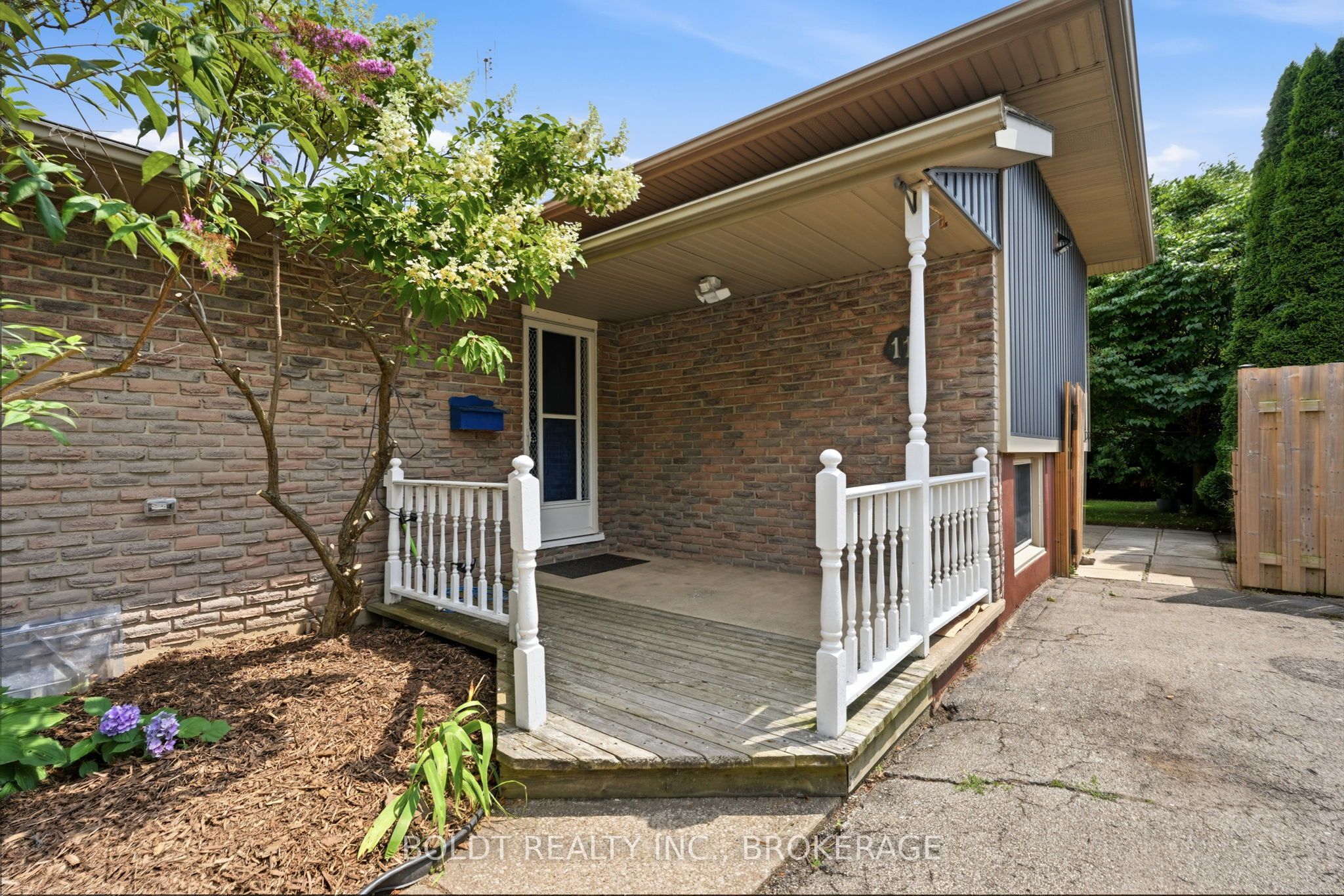 11 Abraham Drive, St. Catharines, ON L2M 6K7 photo 4