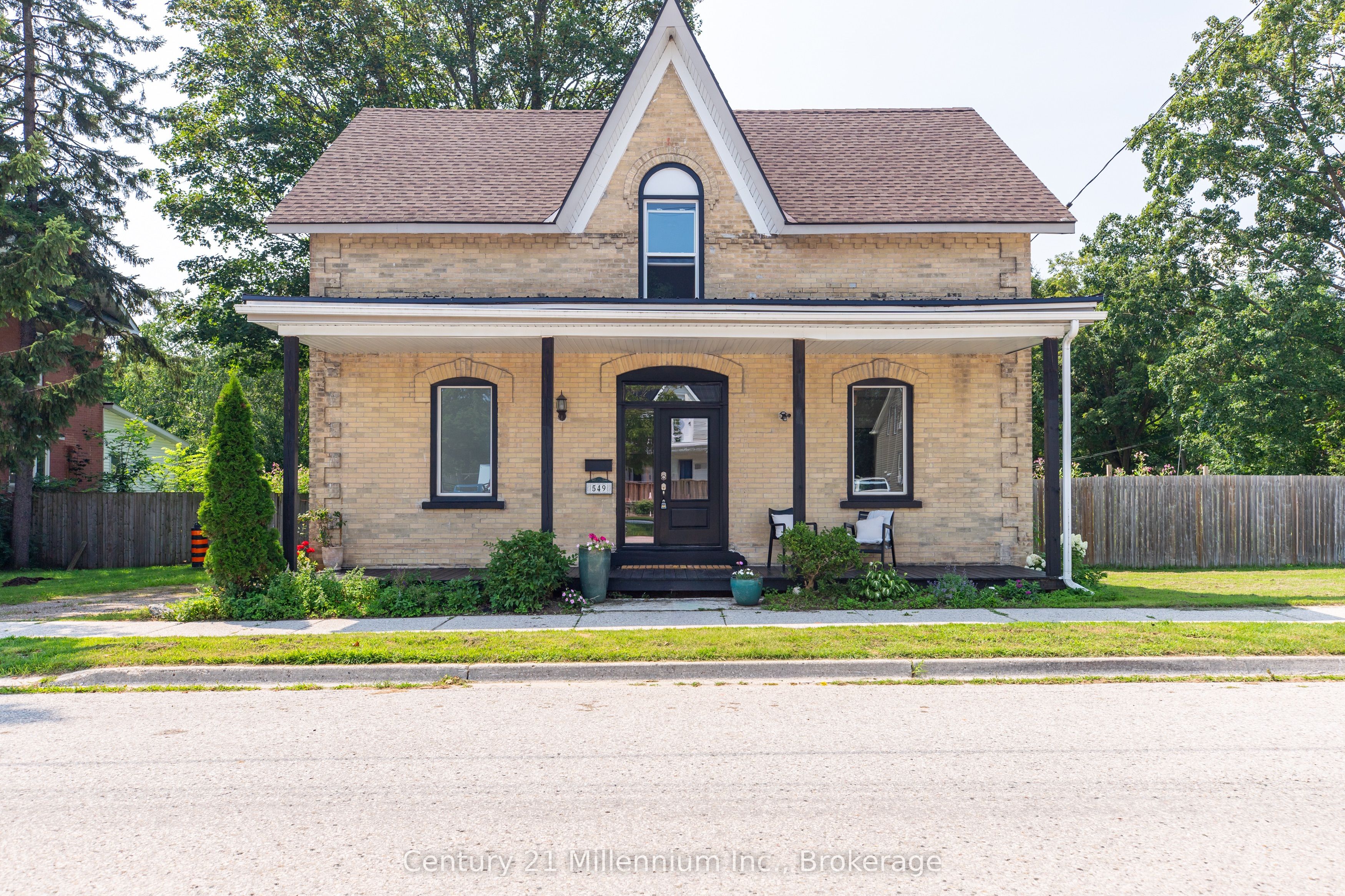 549 Louisa Street, West Grey, ON N0G 1C0 photo 2