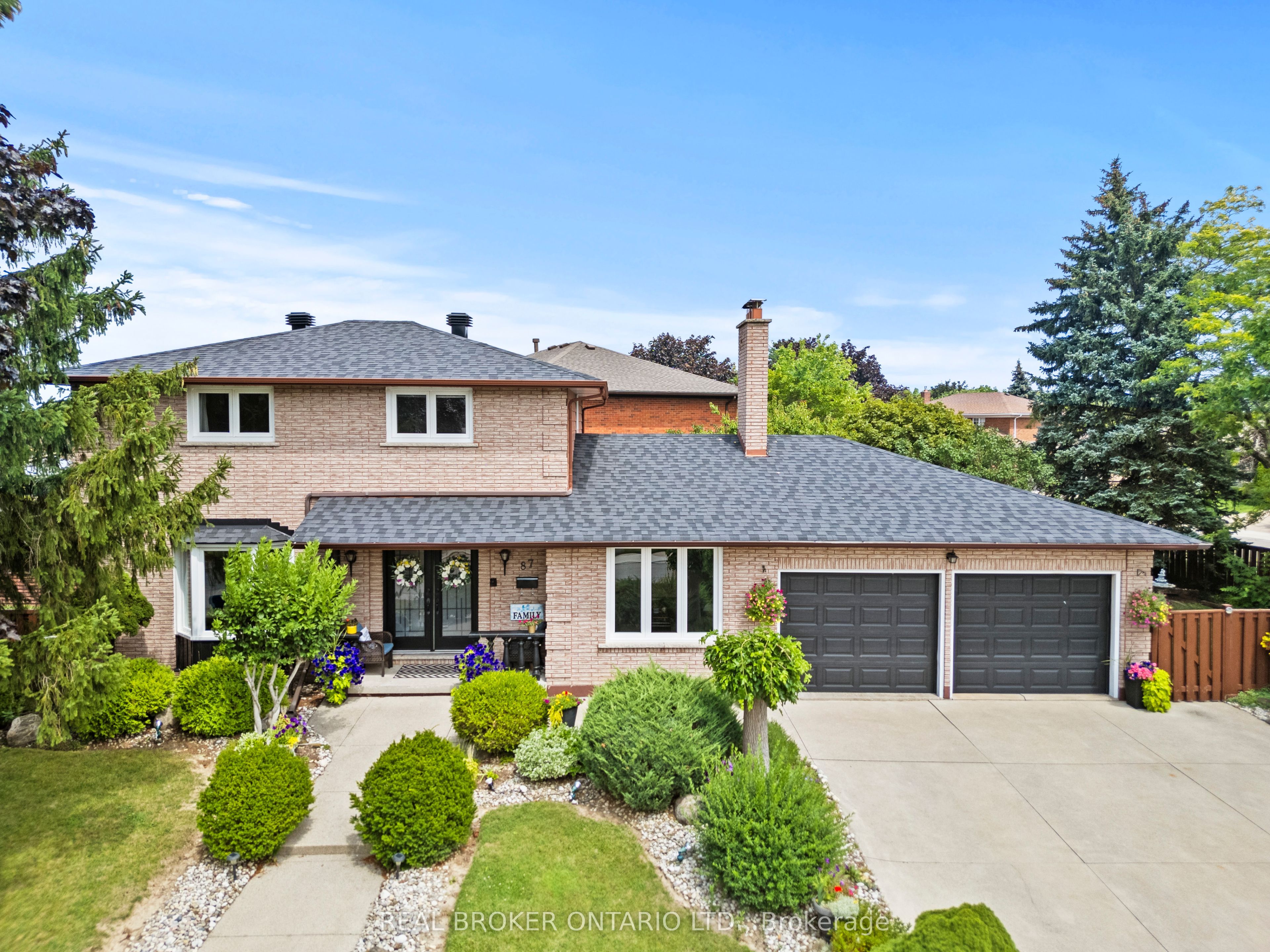 87 Monte Drive, Hamilton, ON L8G 4M4