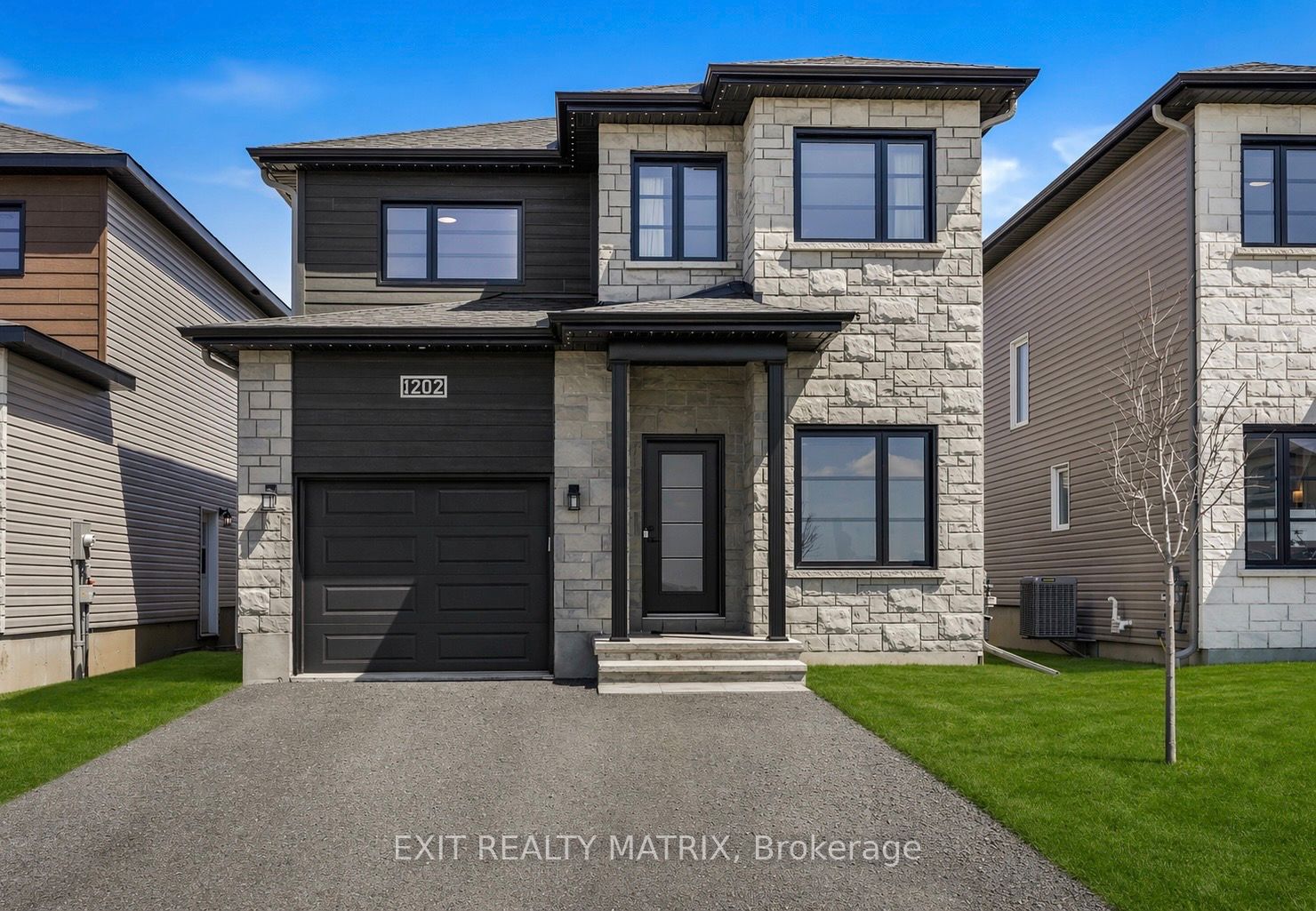 1202 Montblanc Crescent, Russell, ON K0A 1W0
