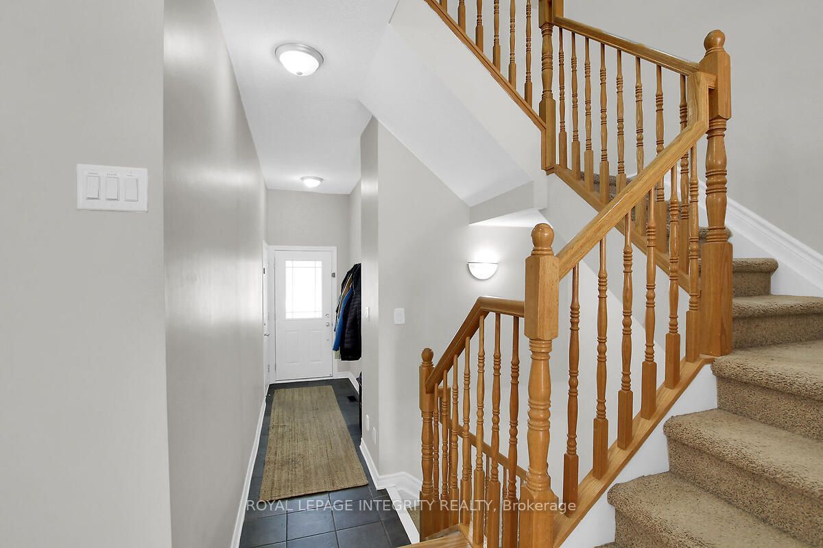 125 Woodmill Terrace W, Kanata, ON K2K 0B8 photo 4