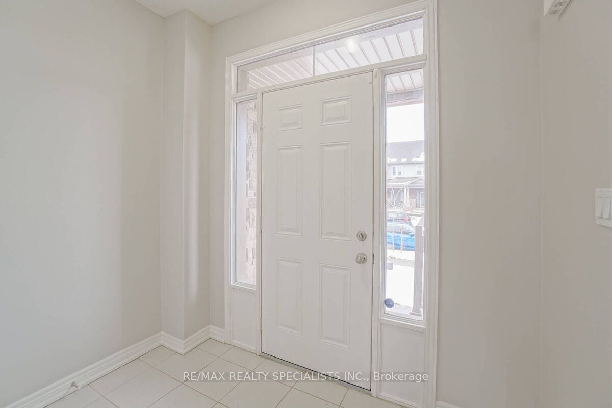 70 Bradbury Road, Hamilton, ON L8J 2V7 photo 4