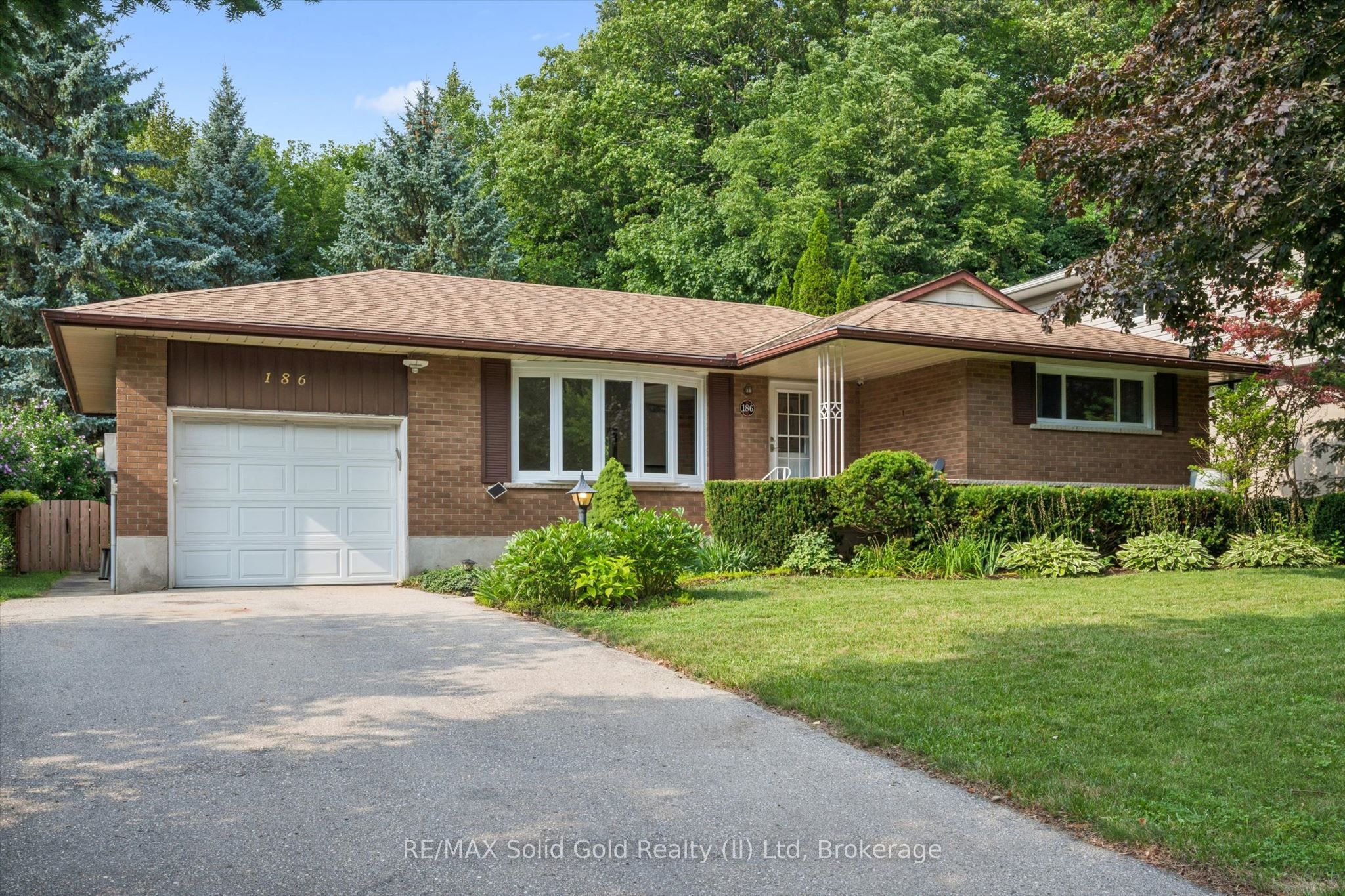 186 Marshall Street, Waterloo, ON N2J 2V1 photo 3