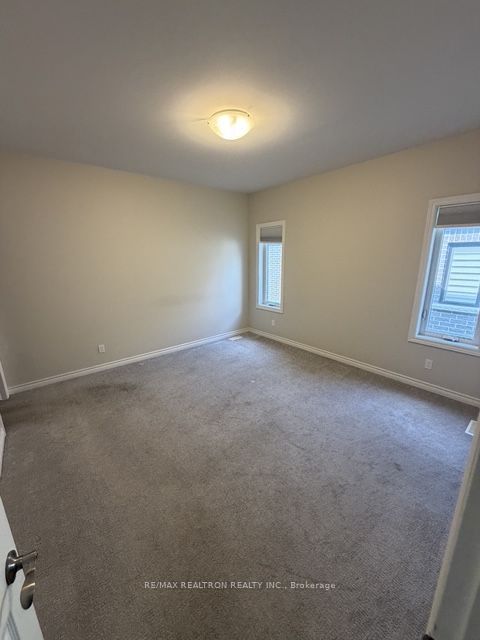 30 Gardiner Street, Belleville, ON K8N 4Z5 photo 2
