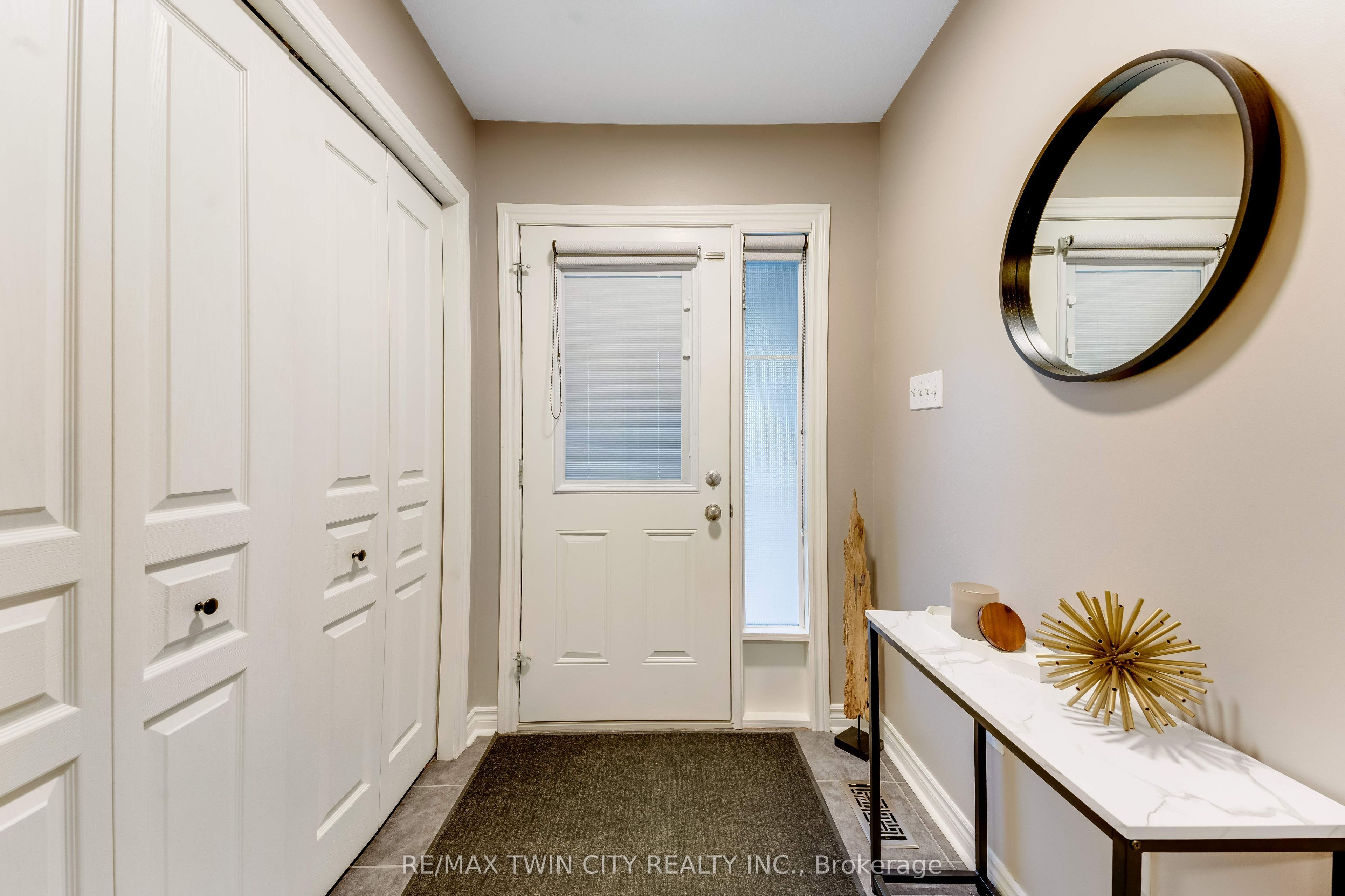 143 Riehm Street, Kitchener, ON N2E 4L3 photo 3
