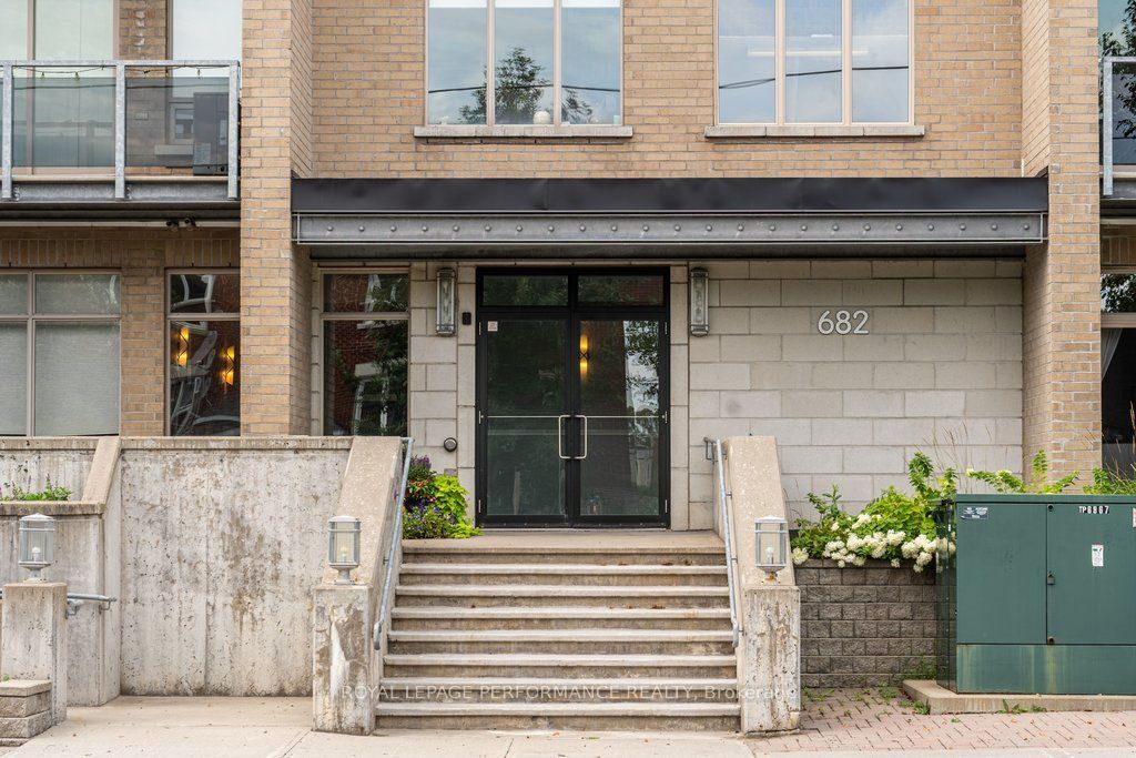 682 Churchill Avenue 201, Carlingwood - Westboro and Area, ON K1Z 5G5 photo 3