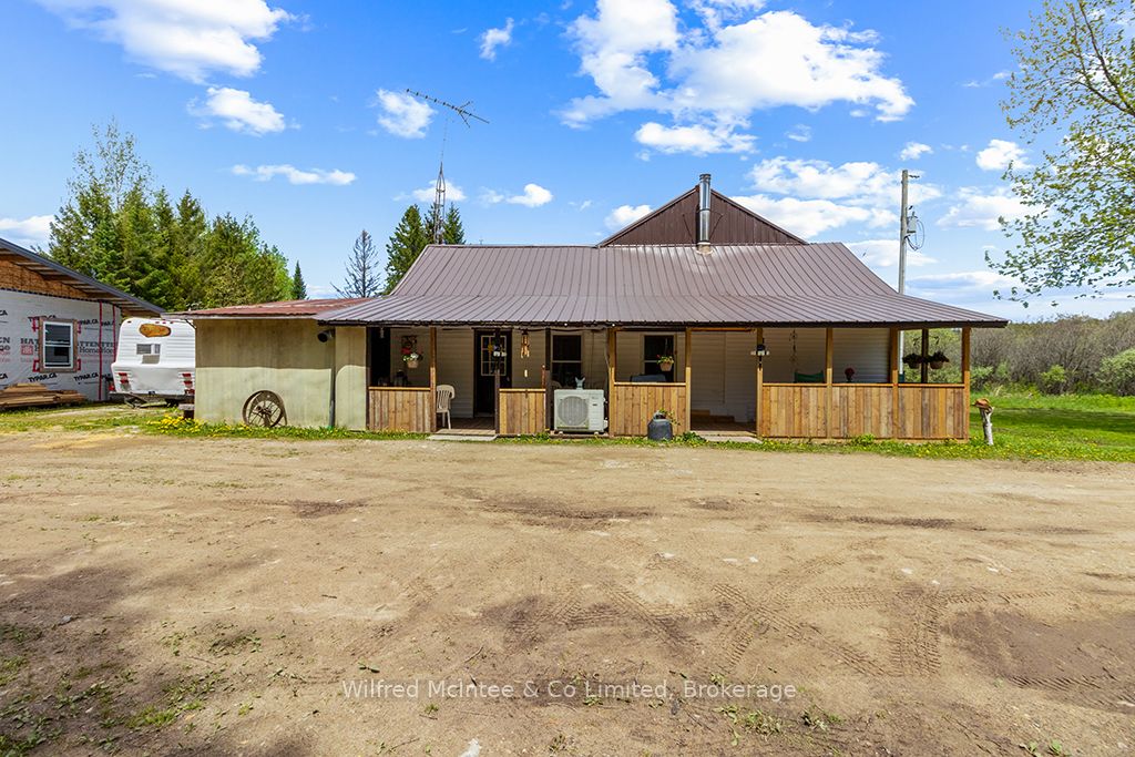 135220 Concession Road 8 Road, Chatsworth, ON N0H 1K0