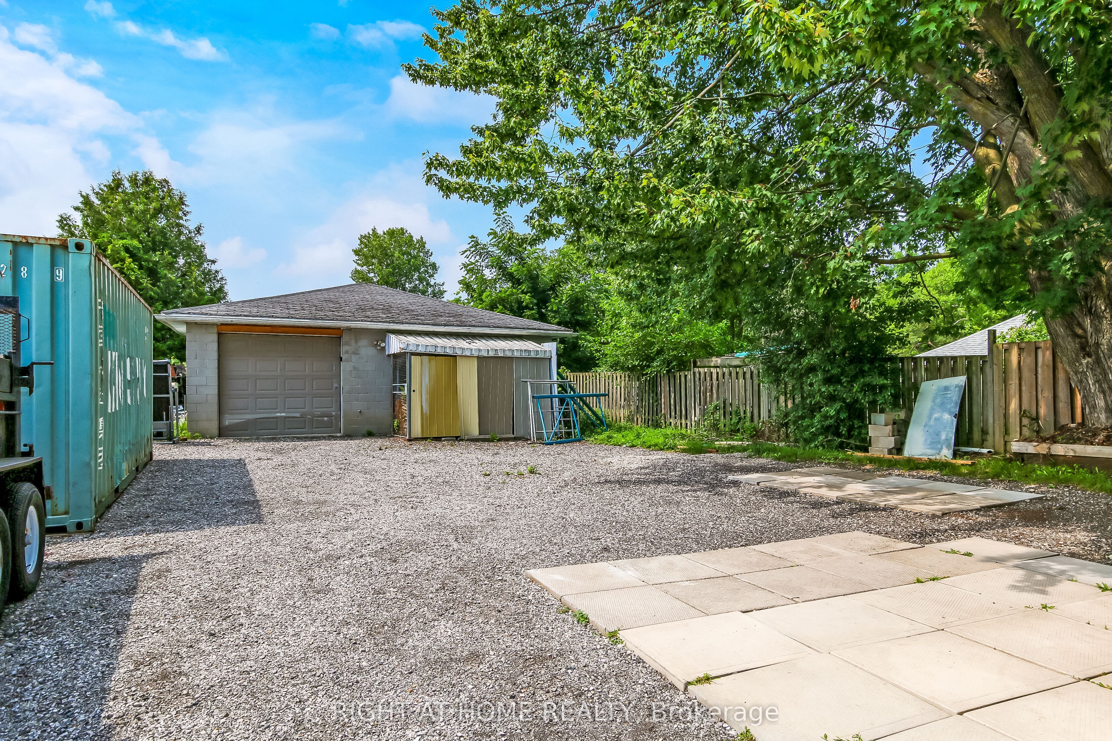 515 Third Street, London East, ON N5V 2C1 photo 3