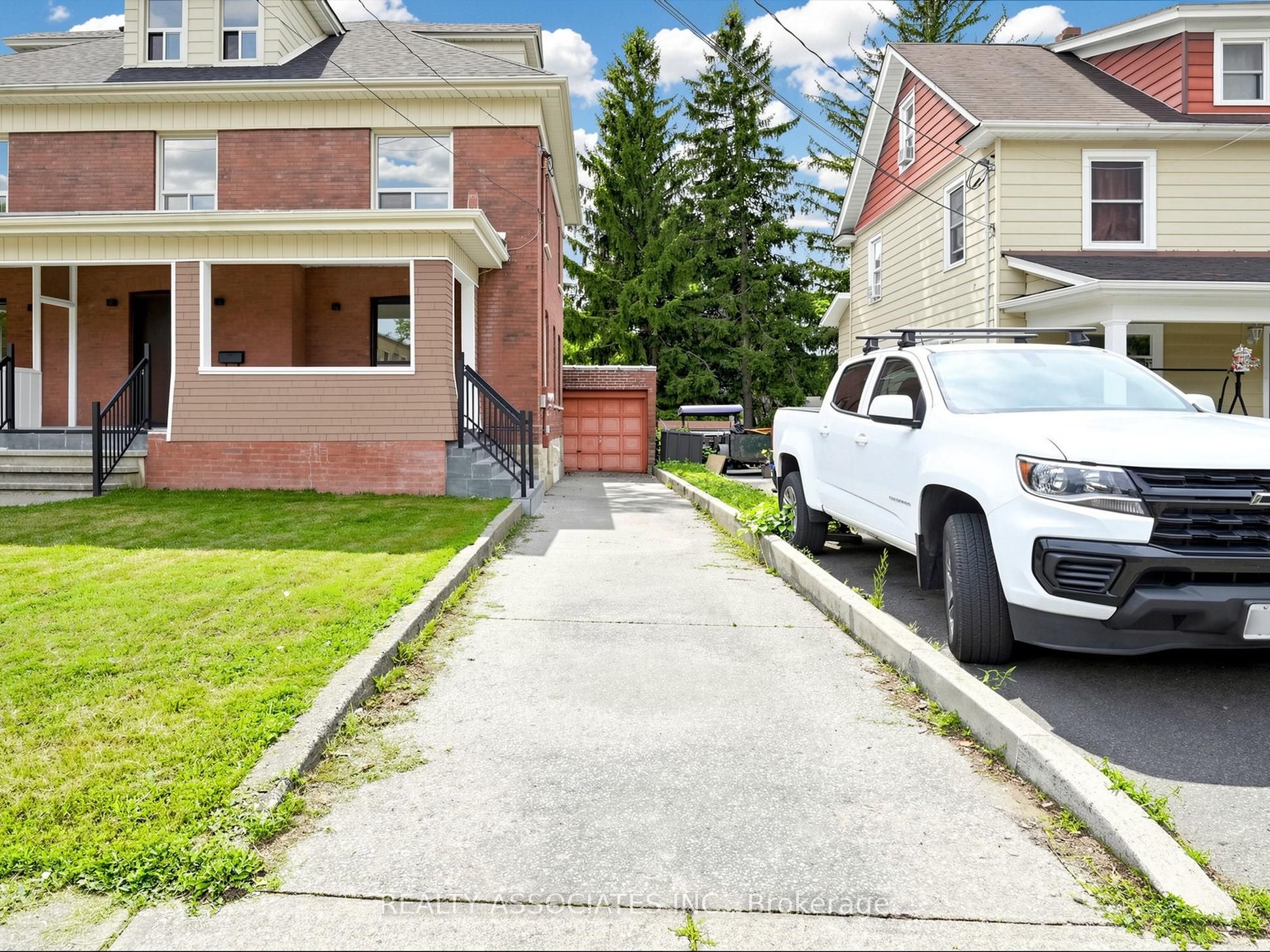 6058 Culp Street, Niagara Falls, ON L2G 2B7 photo 3