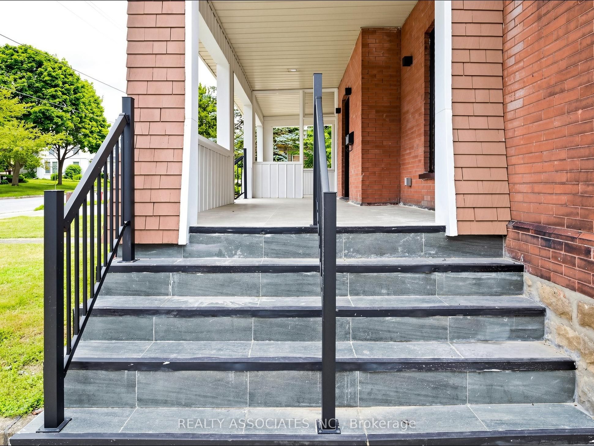 6058 Culp Street, Niagara Falls, ON L2G 2B7 photo 4