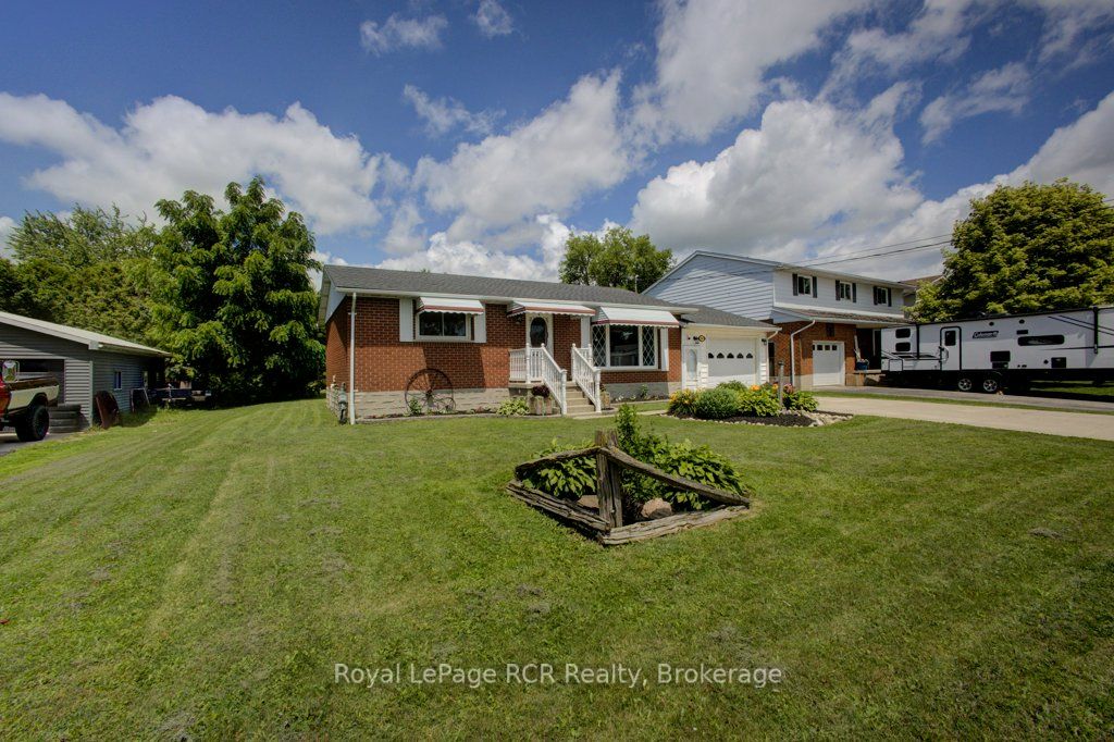 280 Domville Street, Wellington North, ON N0G 1A0 photo 2