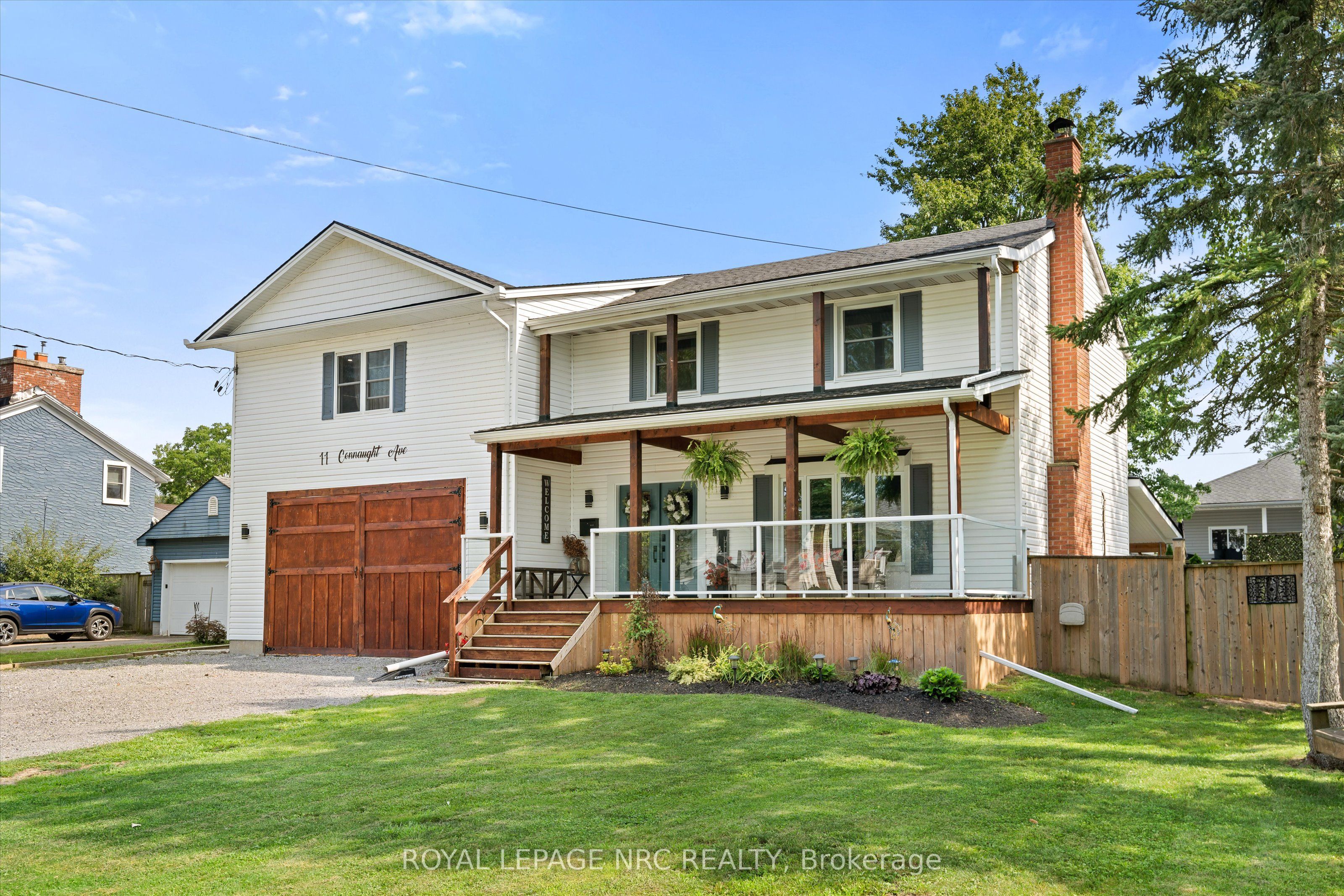 11 Connaught Avenue, Thorold, ON L0S 1K0 photo 2