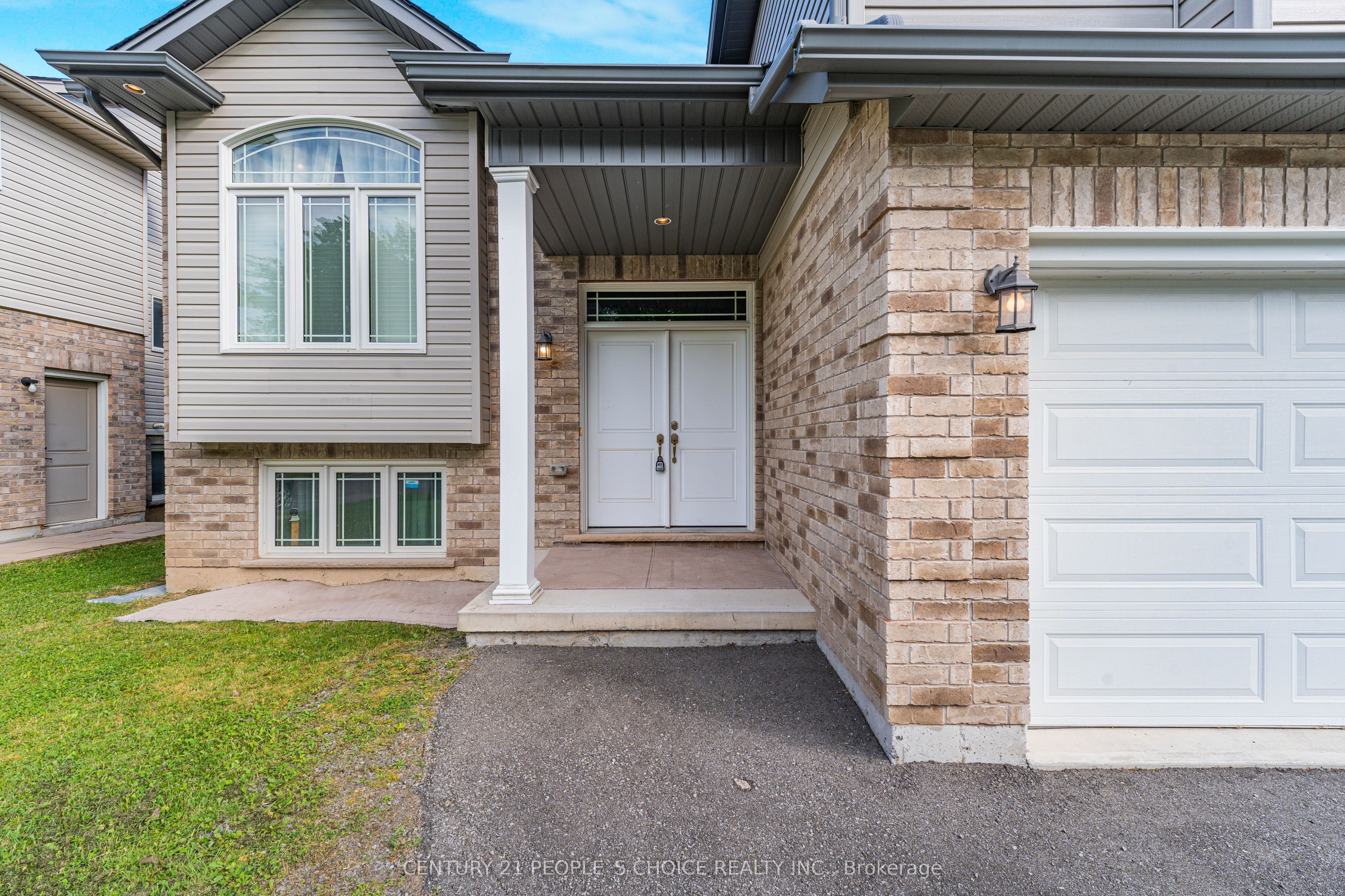 6534 SAM IORFIDA Drive, Niagara Falls, ON L2G 0H5 photo 2