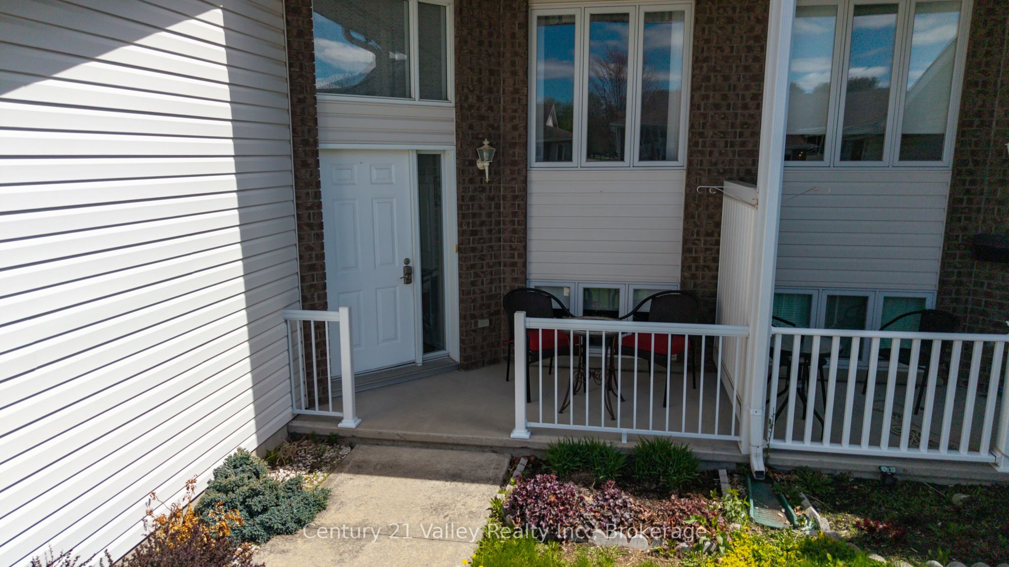 439 Mayhew Street, Renfrew, ON K7V 4L4 photo 3