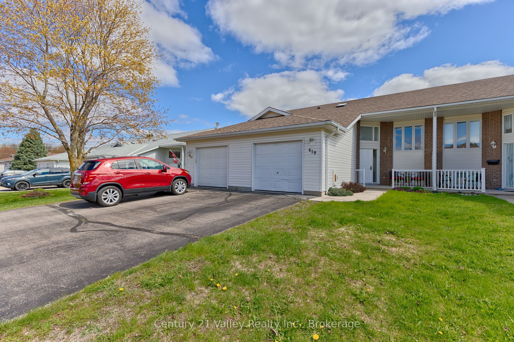 439 Mayhew Street, Renfrew, ON K7V 4L4 photo 4