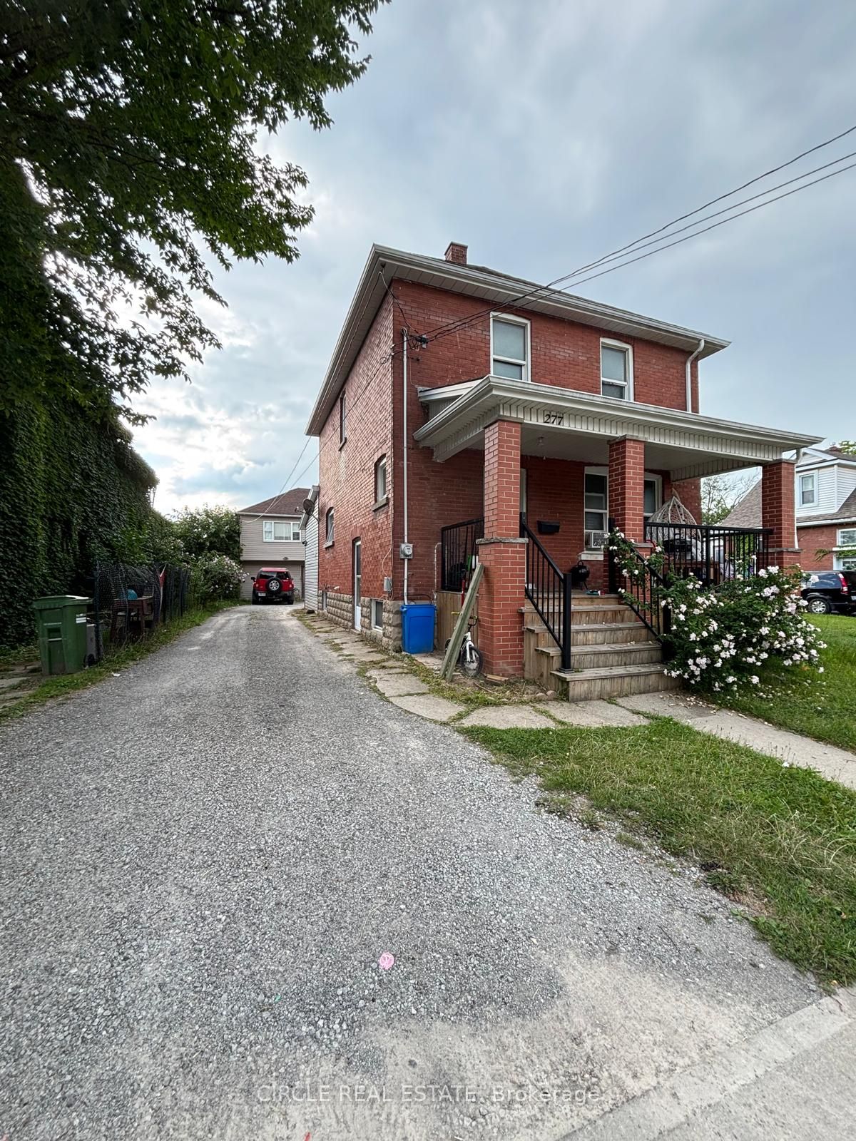 277 Niagara Street W, Welland, ON L3C 1K5 photo 2