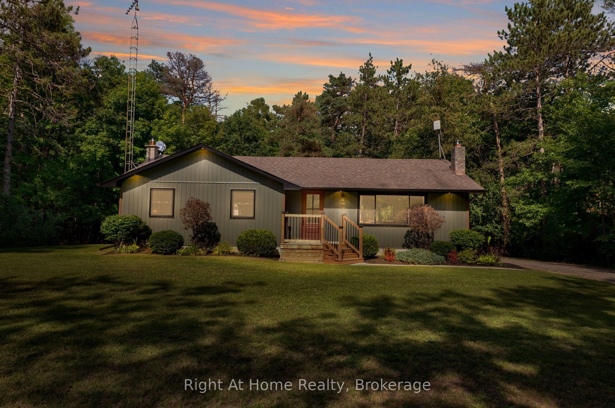 4831 Mastwood Road, Port Hope, ON L1A 3V5